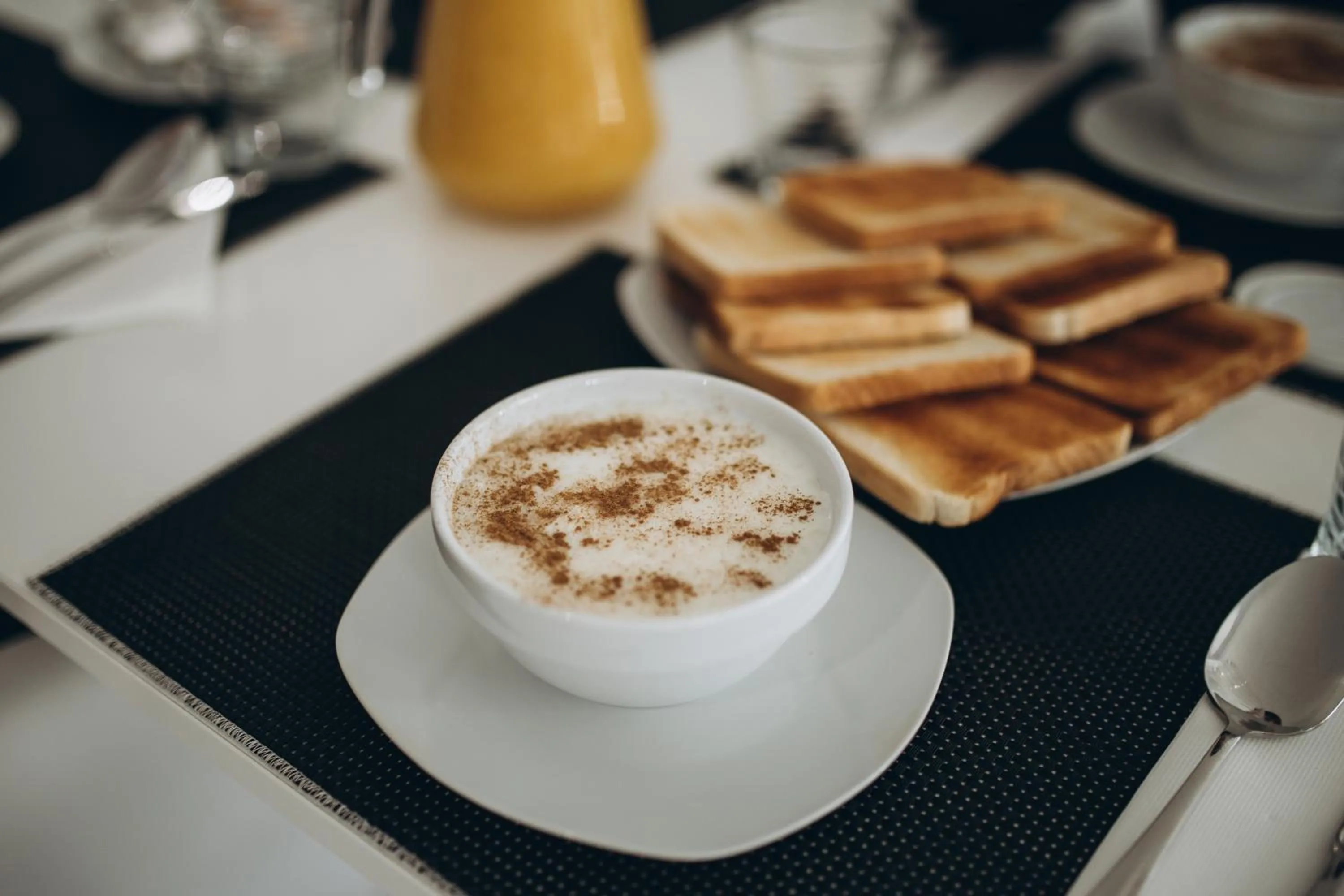 Spring in Hostal Porto Mar