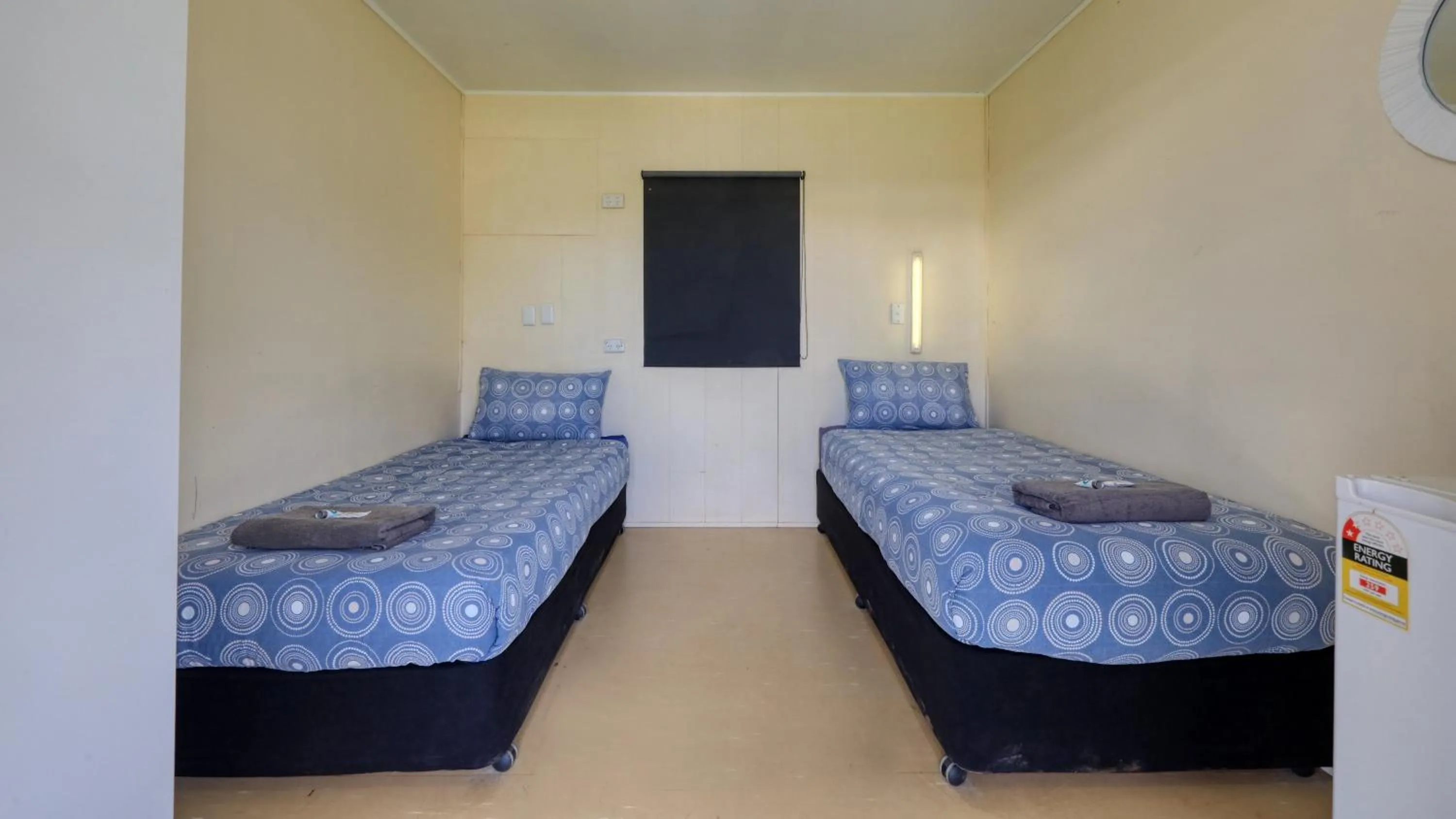 Bed in Toobeah hotel/motel