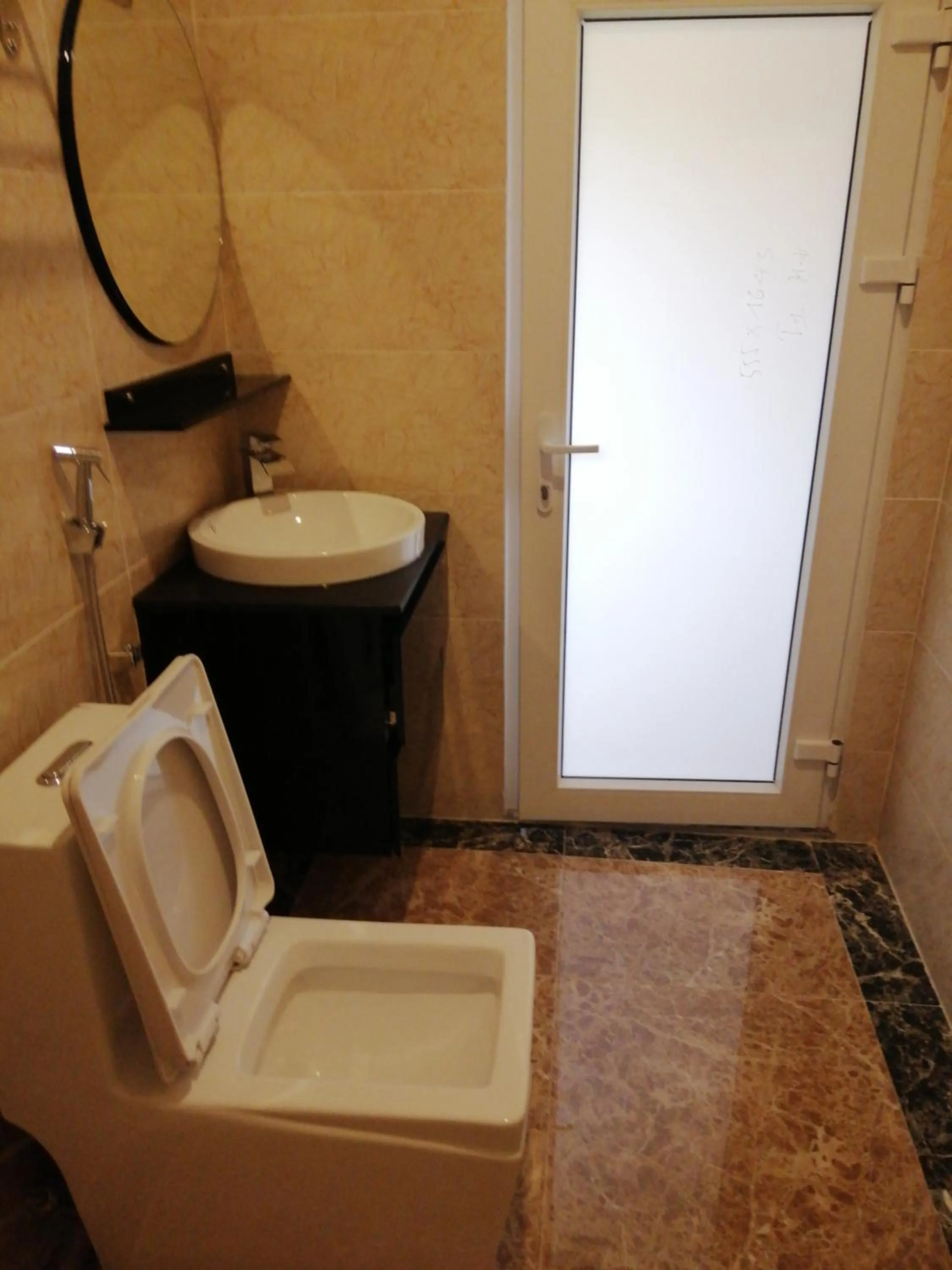 Toilet in Sao Mai Cosy Nest-Noi Bai Airport