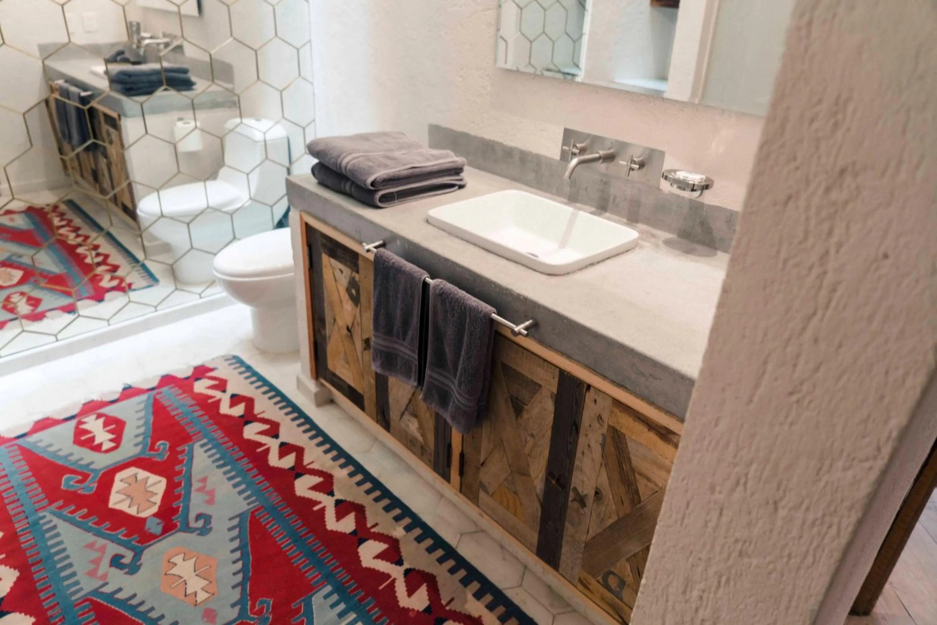 Canela Fina - Adults Only