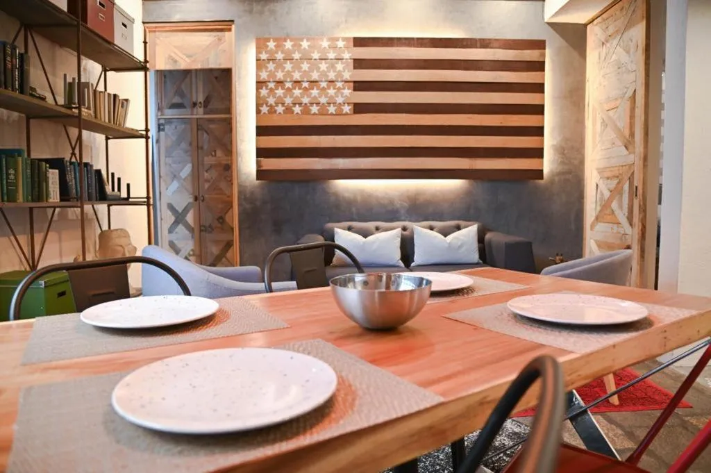 Canela Fina - Adults Only