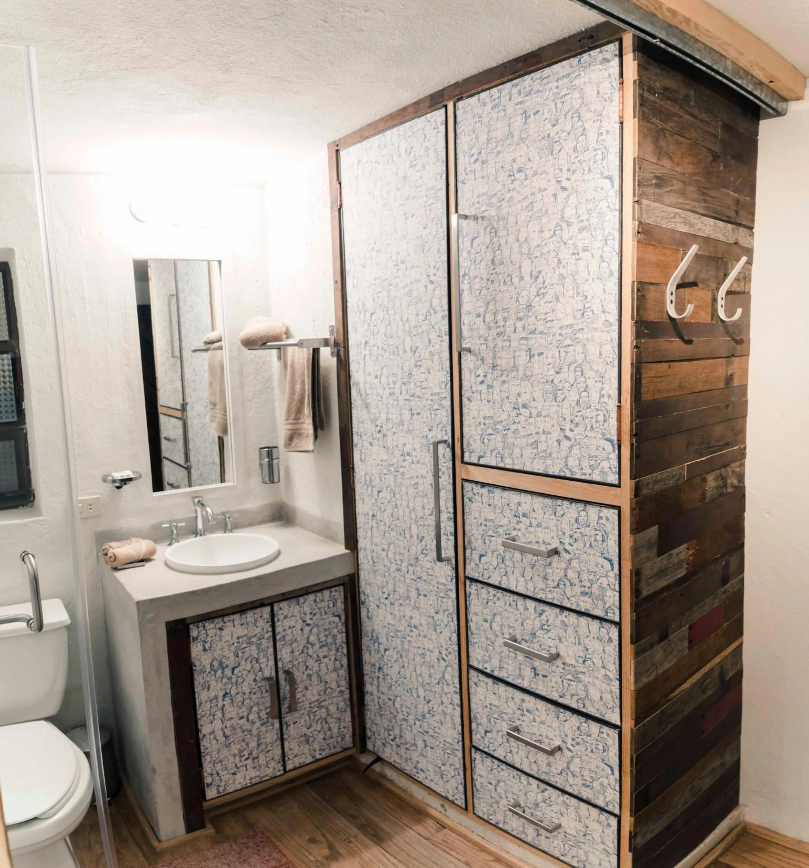 Canela Fina - Adults Only