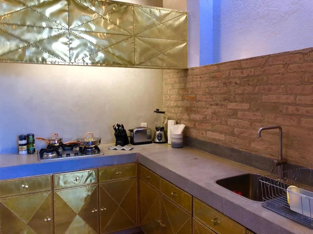 Canela Fina - Adults Only