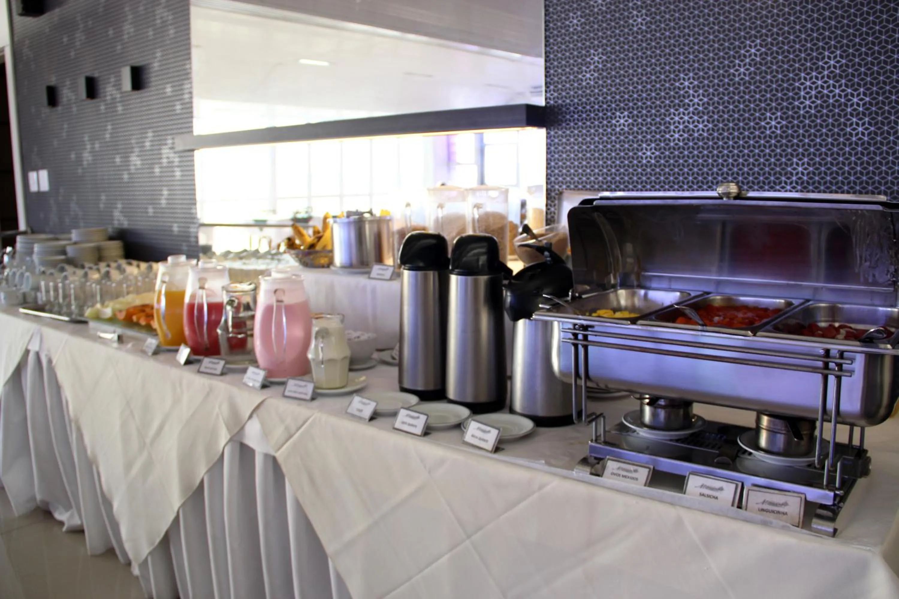 Buffet breakfast in Hotel Minuano