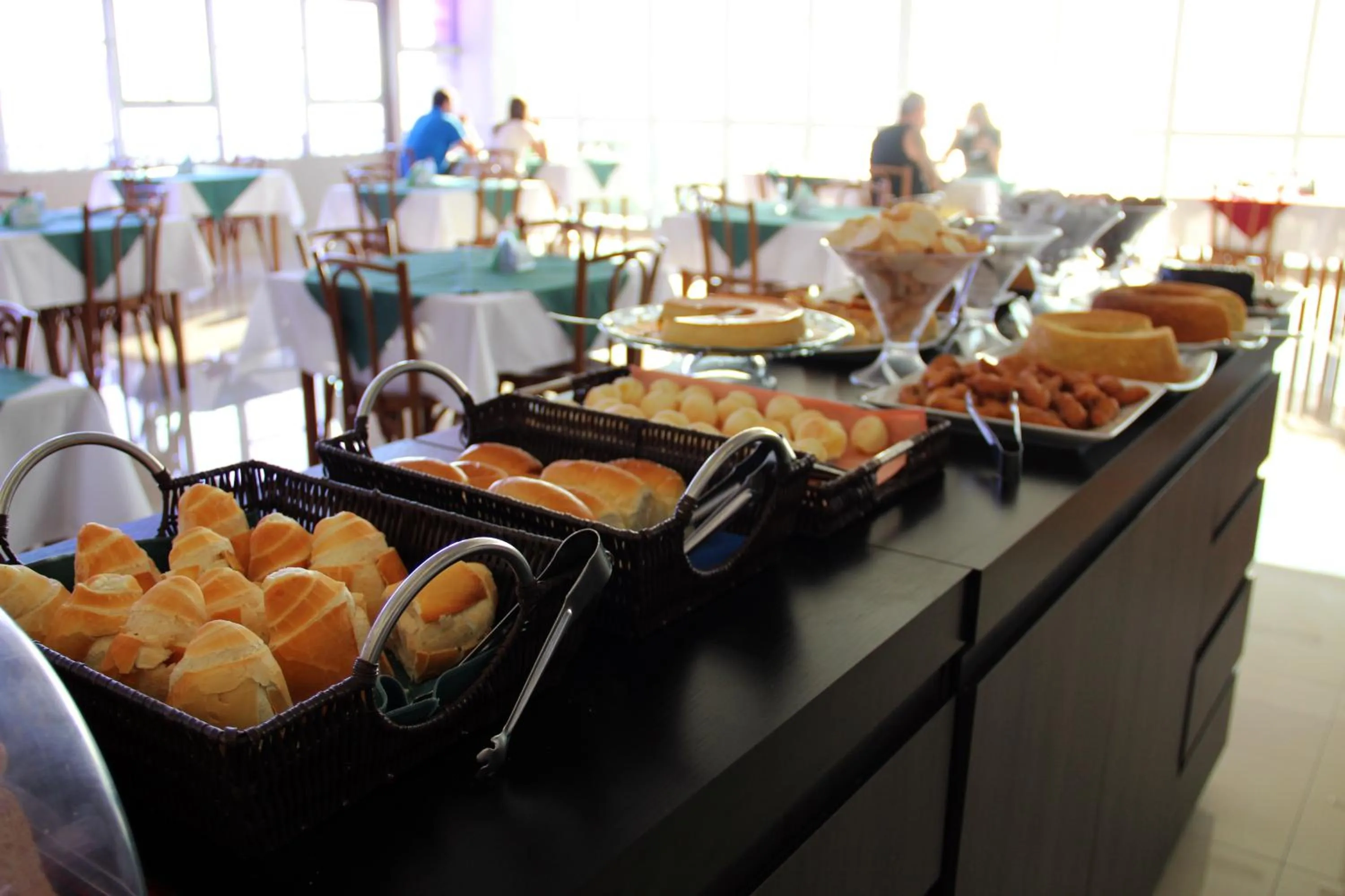 Buffet breakfast in Hotel Minuano