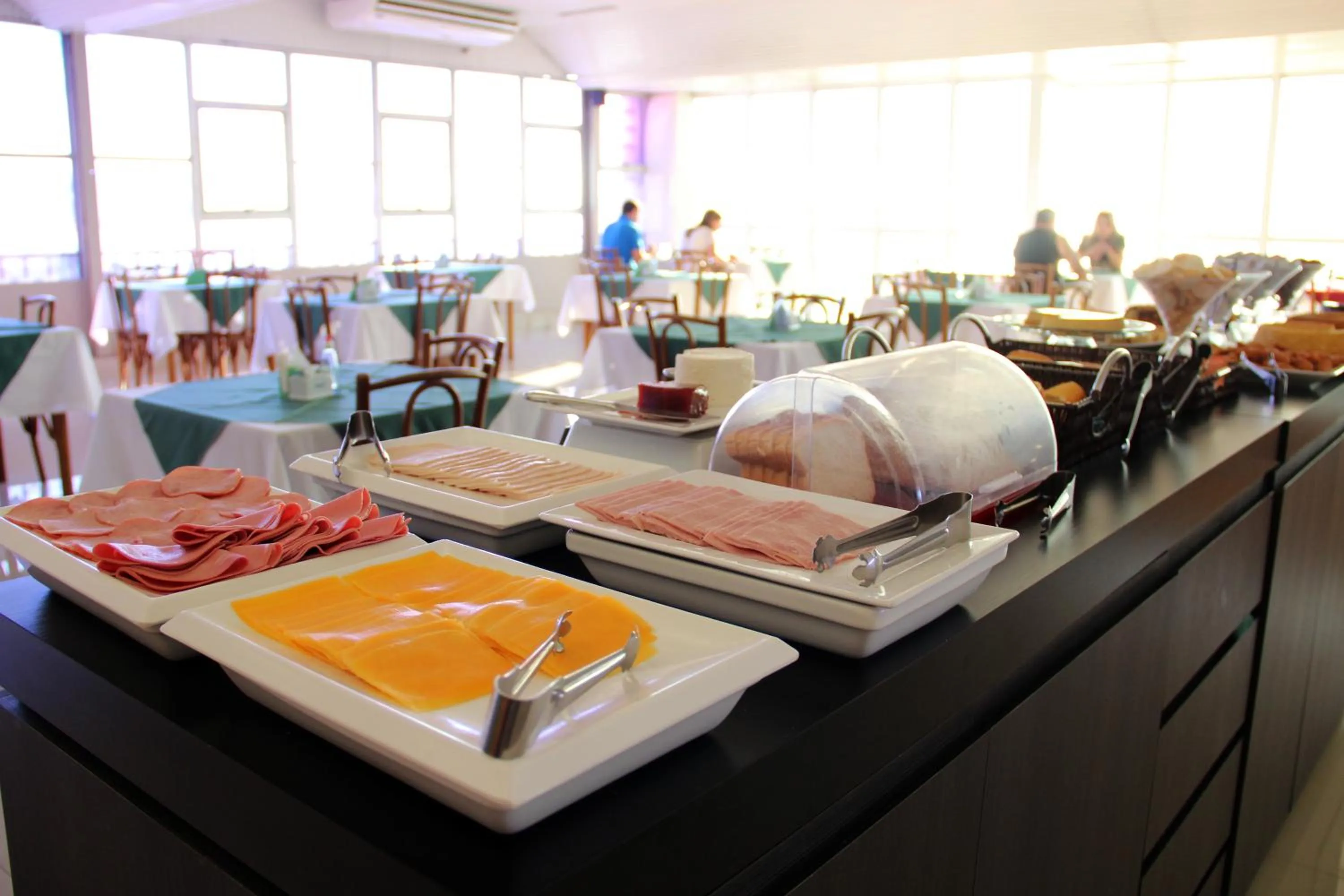 Buffet breakfast in Hotel Minuano