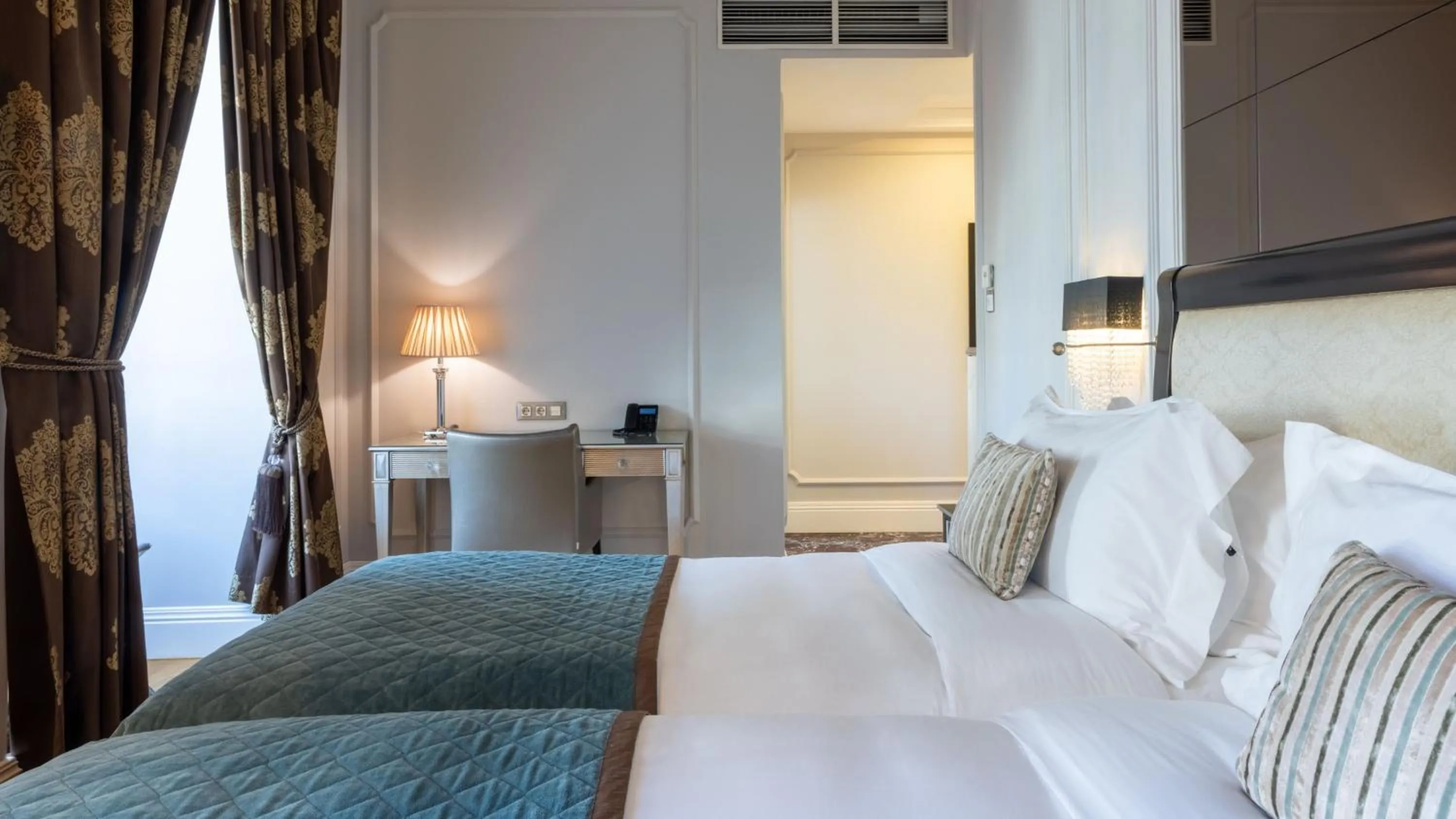 Photo of the whole room, Bed in InterContinental Porto - Palacio das Cardosas by IHG