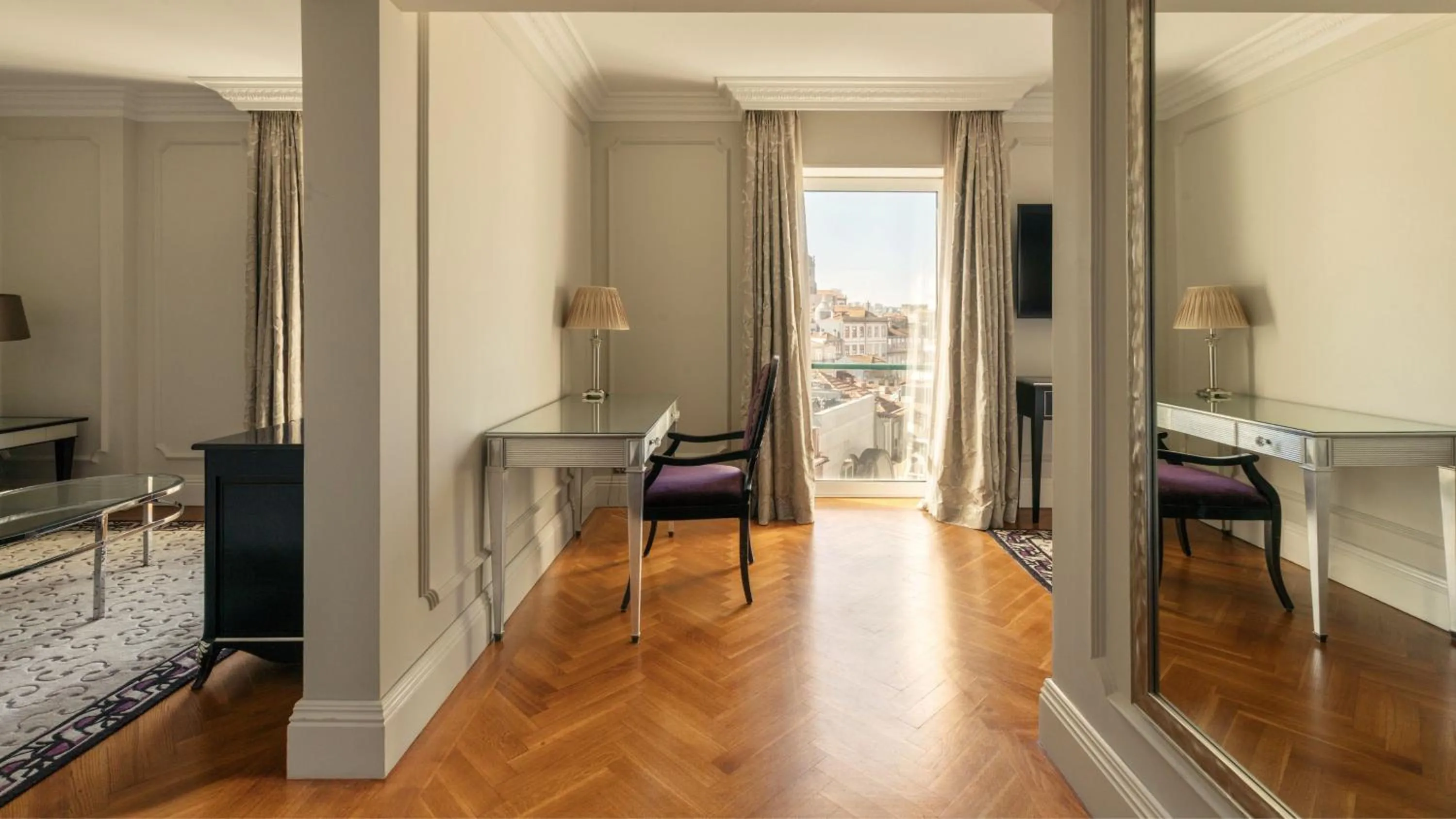 Photo of the whole room, Bed in InterContinental Porto - Palacio das Cardosas by IHG