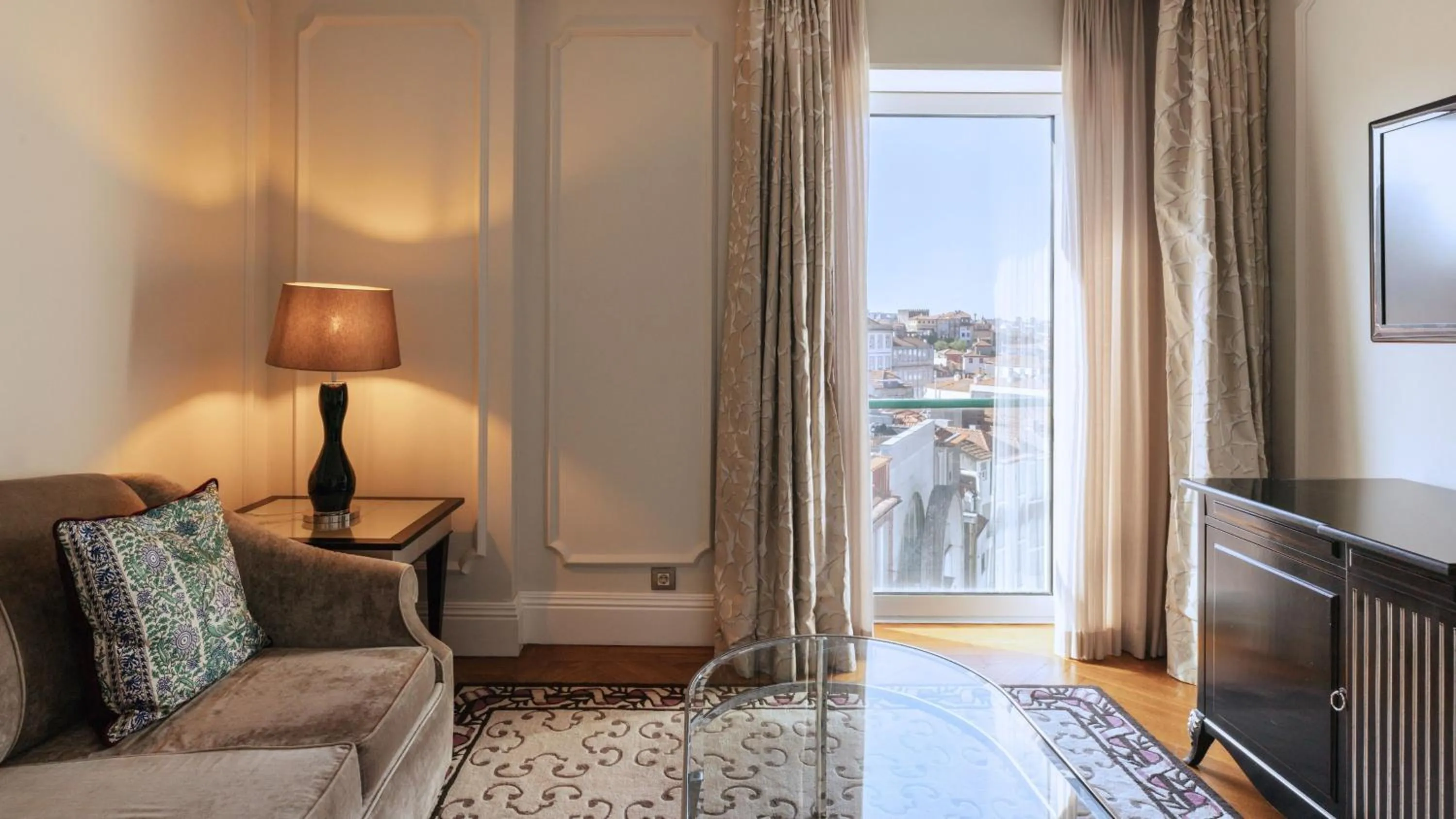 Photo of the whole room, Bed in InterContinental Porto - Palacio das Cardosas by IHG