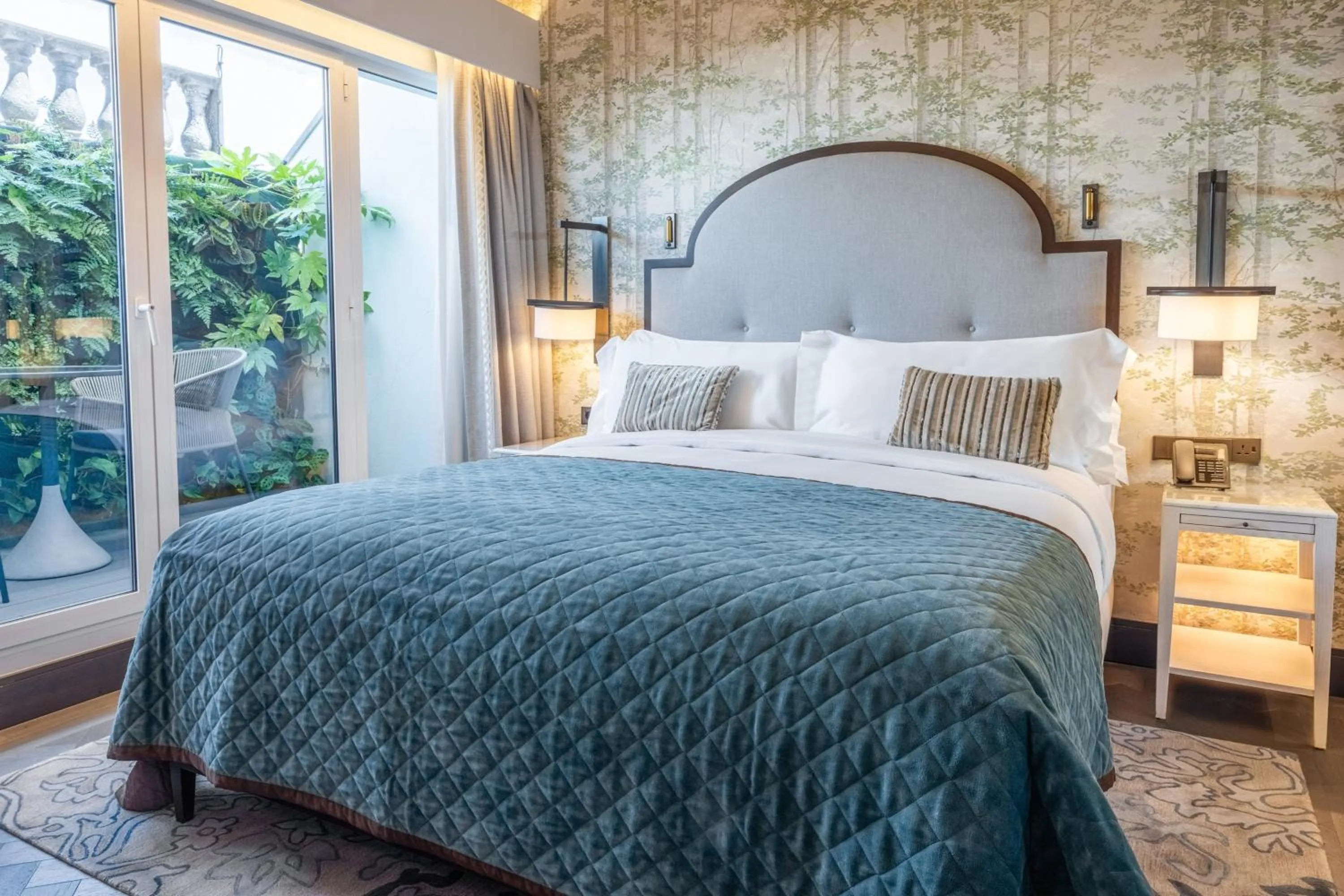 Photo of the whole room, Bed in InterContinental Porto - Palacio das Cardosas by IHG