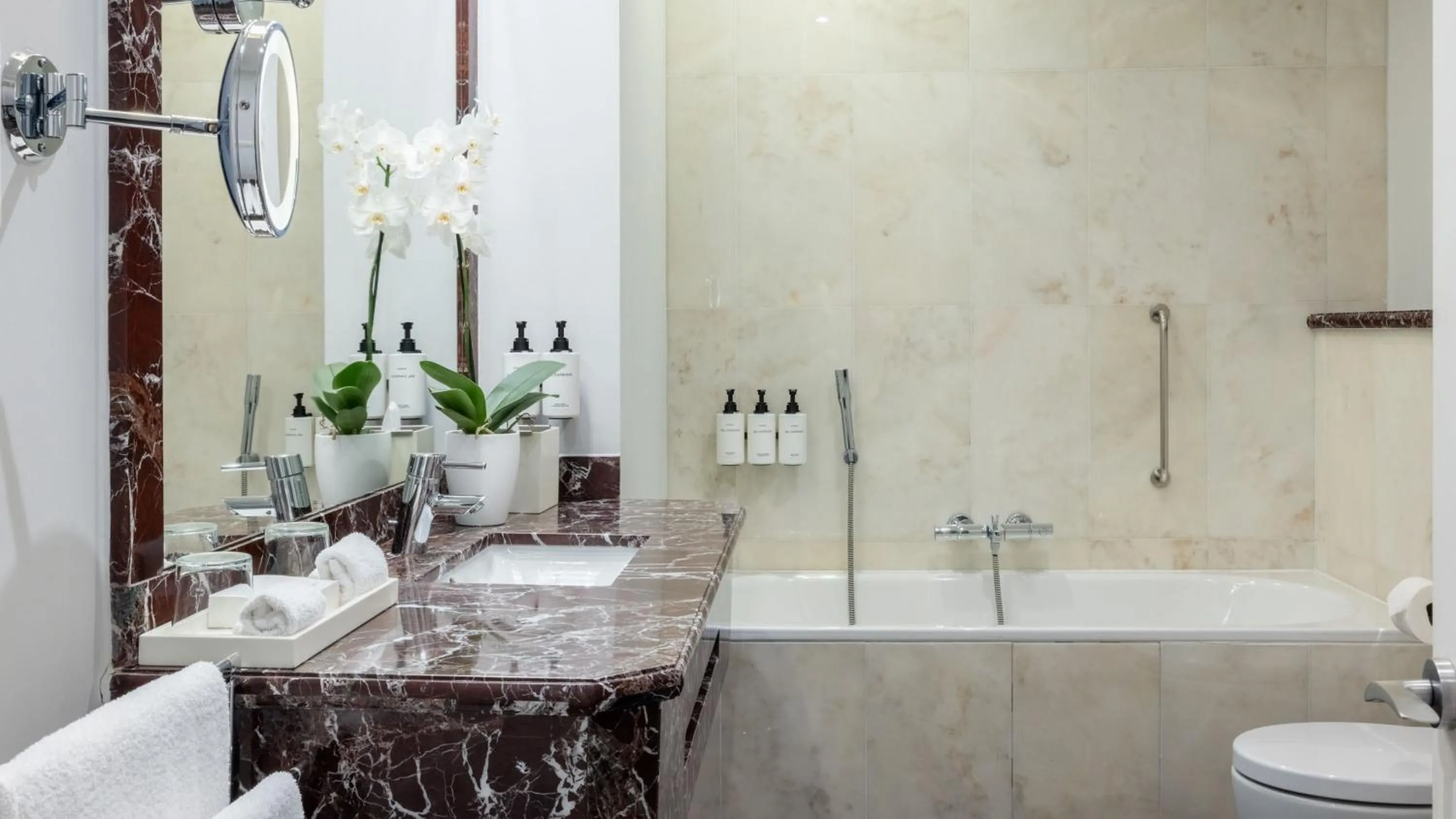 Bathroom in InterContinental Porto - Palacio das Cardosas by IHG