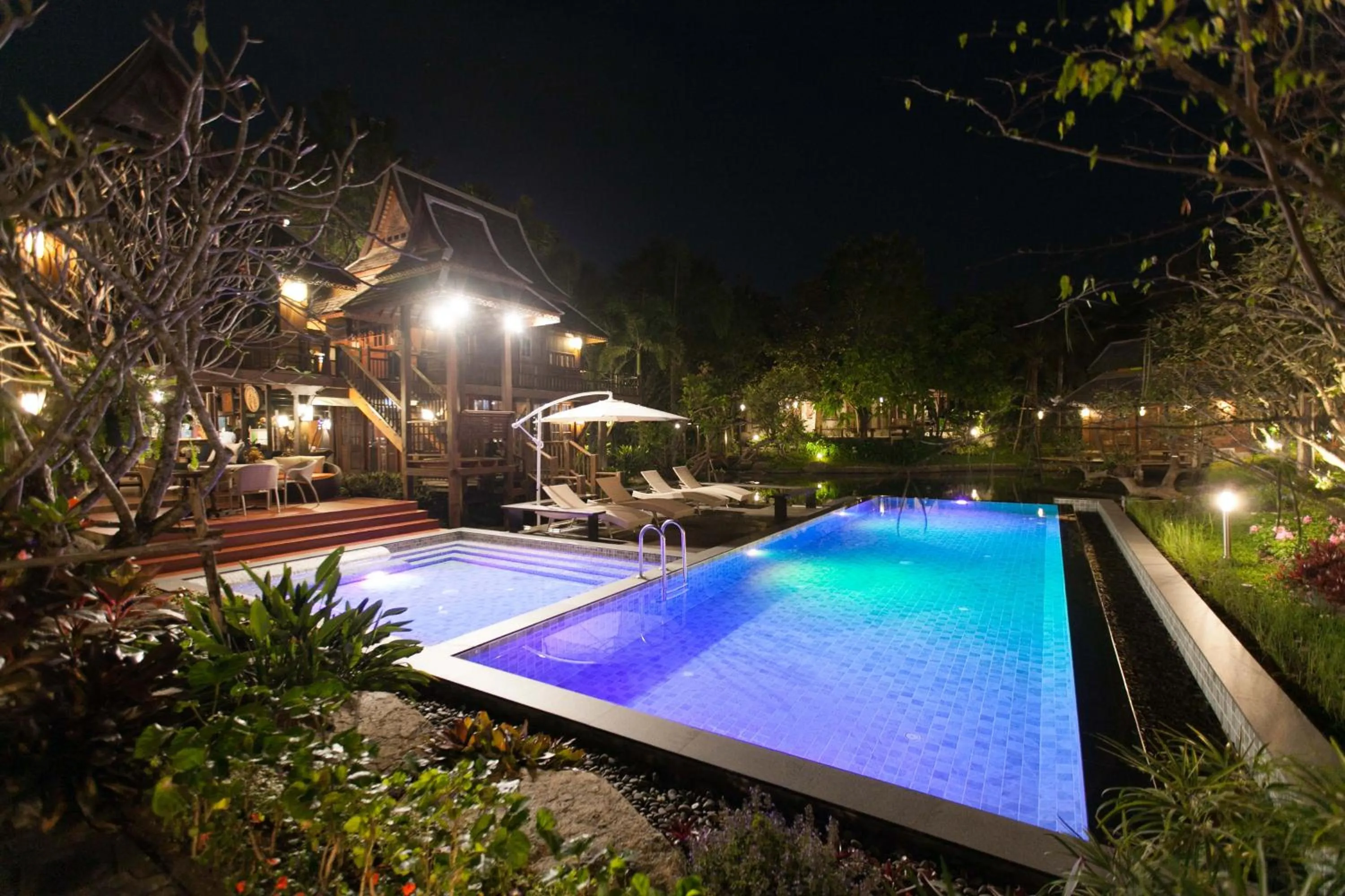 Swimming pool in Baansuwanburi - บ้านสุวรรณบุรี