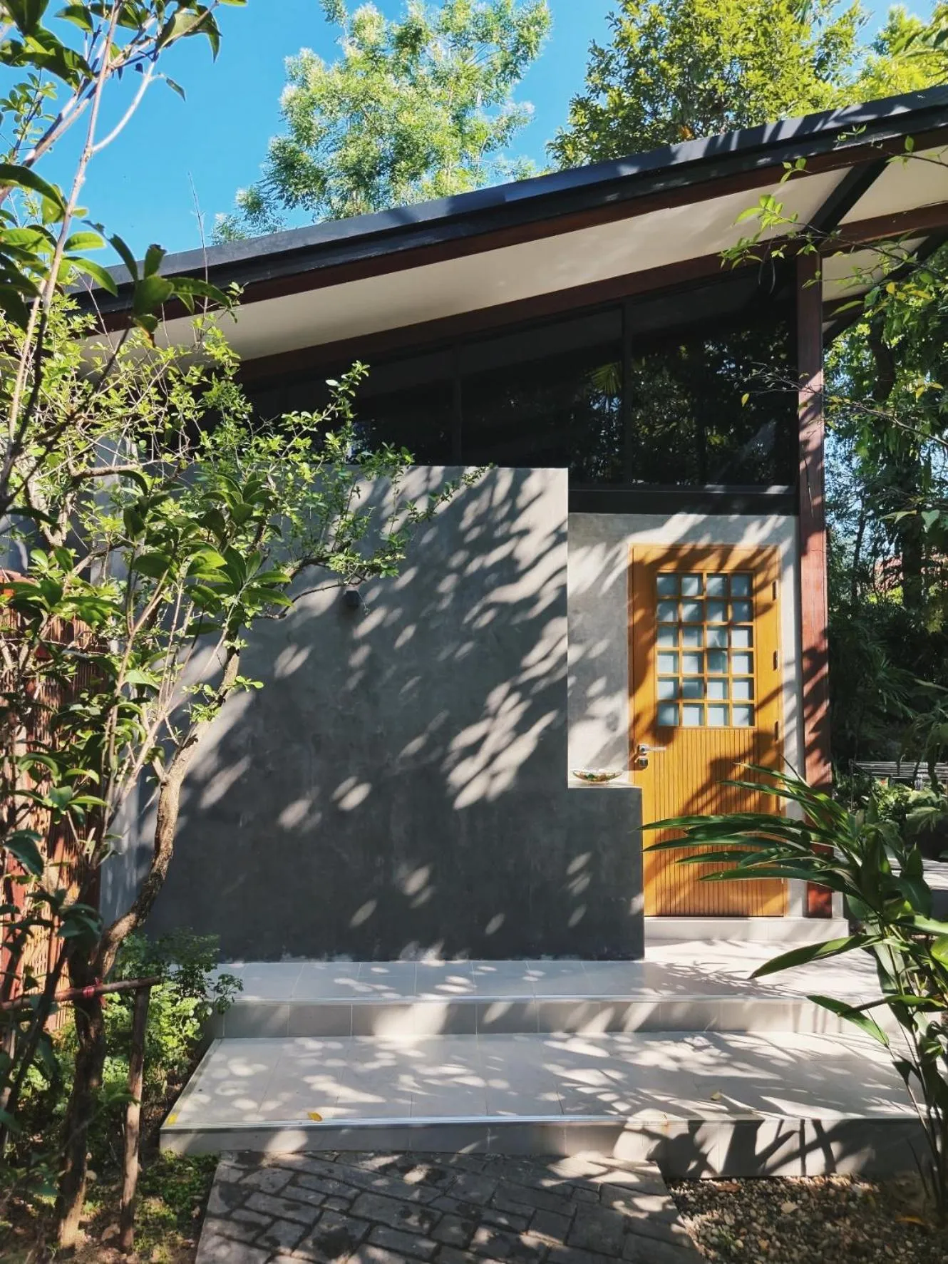 Property building in Baansuwanburi - บ้านสุวรรณบุรี