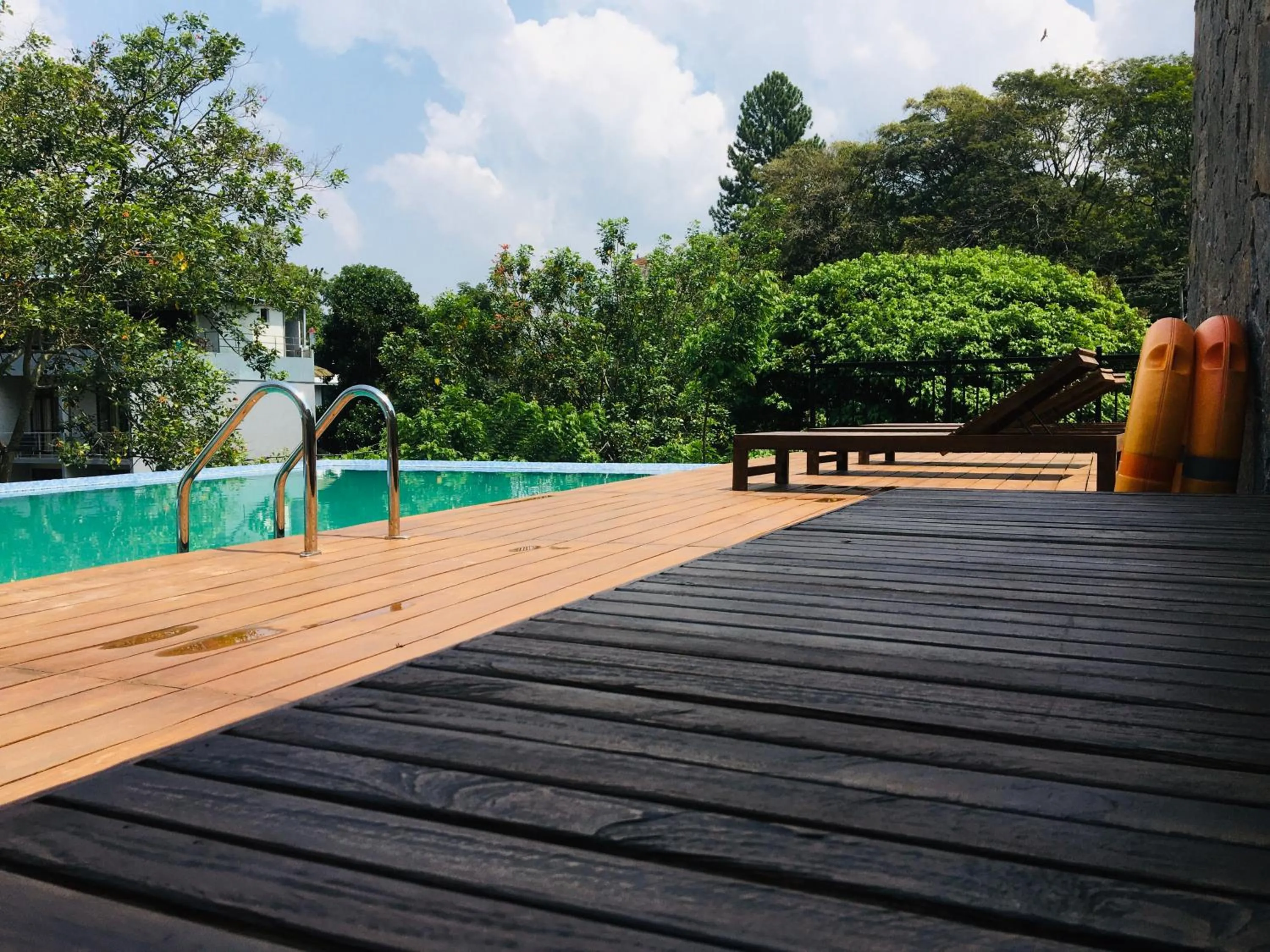 Swimming pool in 88th - ELLA