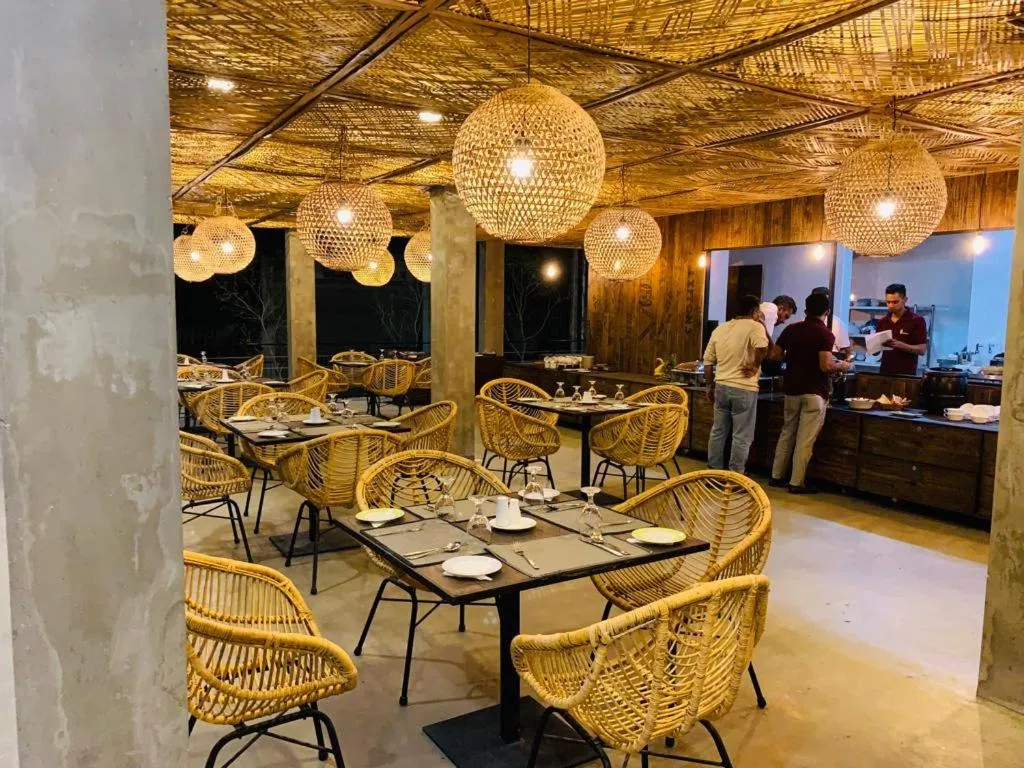 Restaurant/places to eat in 88th - ELLA