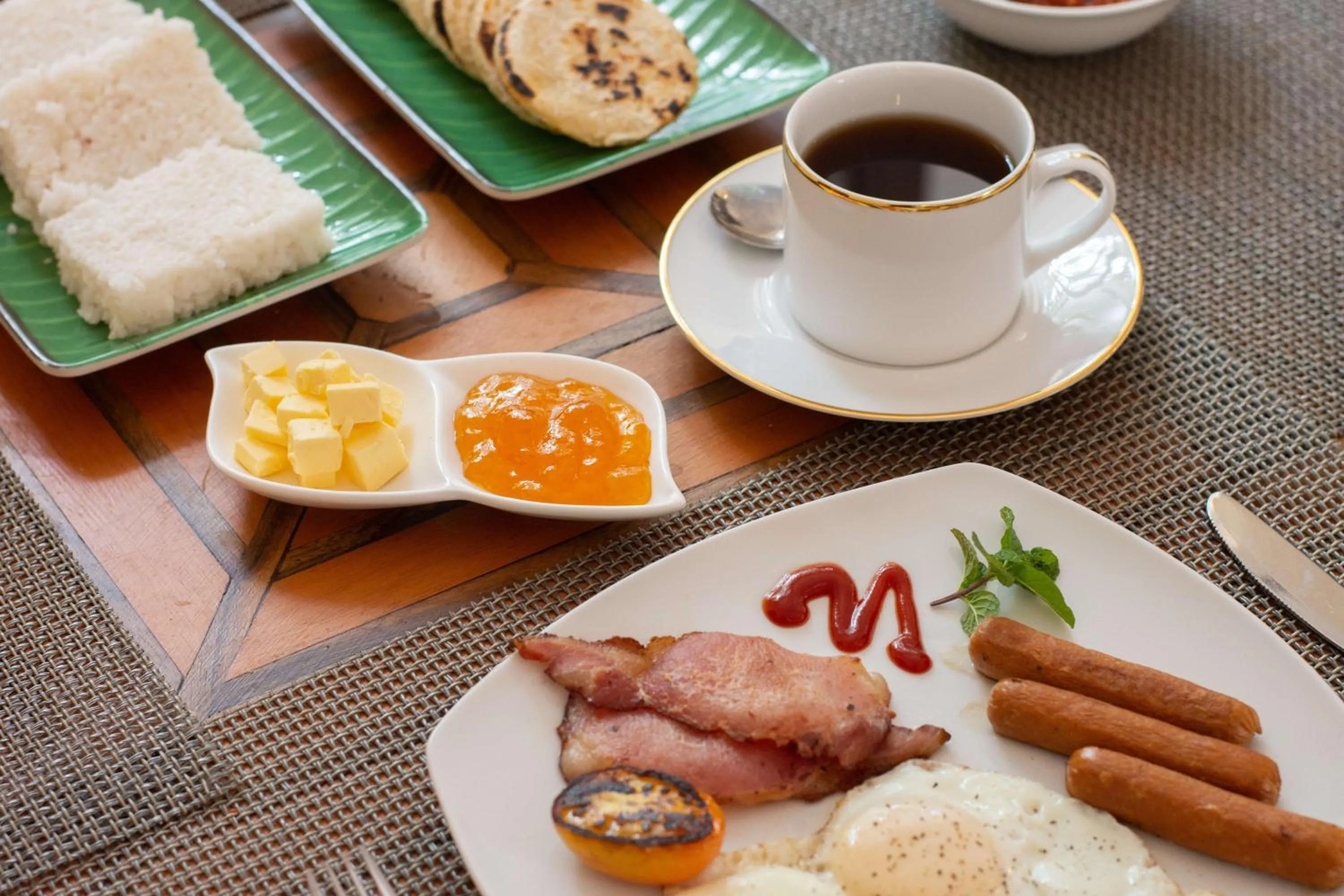 Breakfast in 88th - ELLA