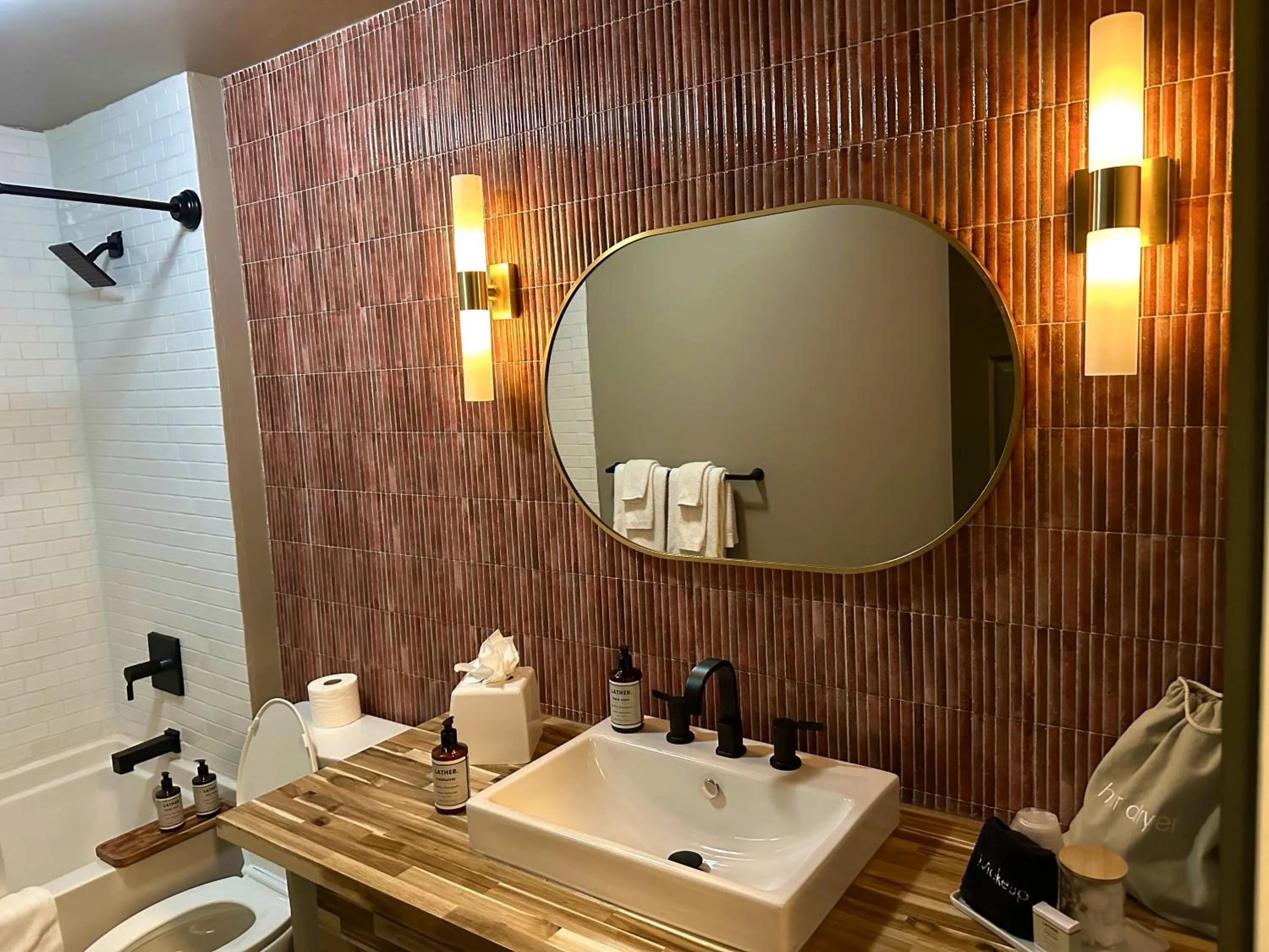 Bathroom in Minnewaska Lodge