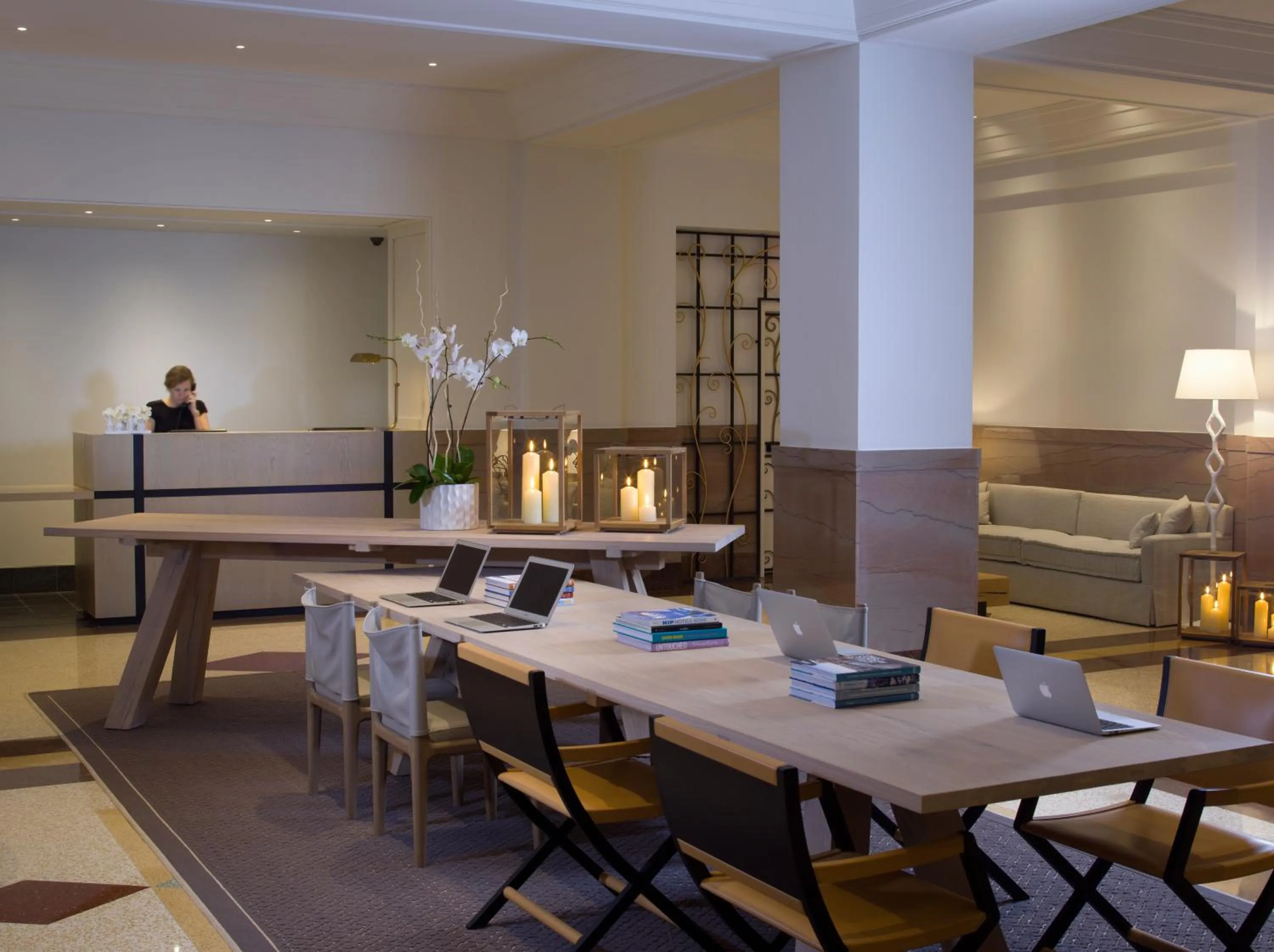 Business facilities in Hotel Victor South Beach