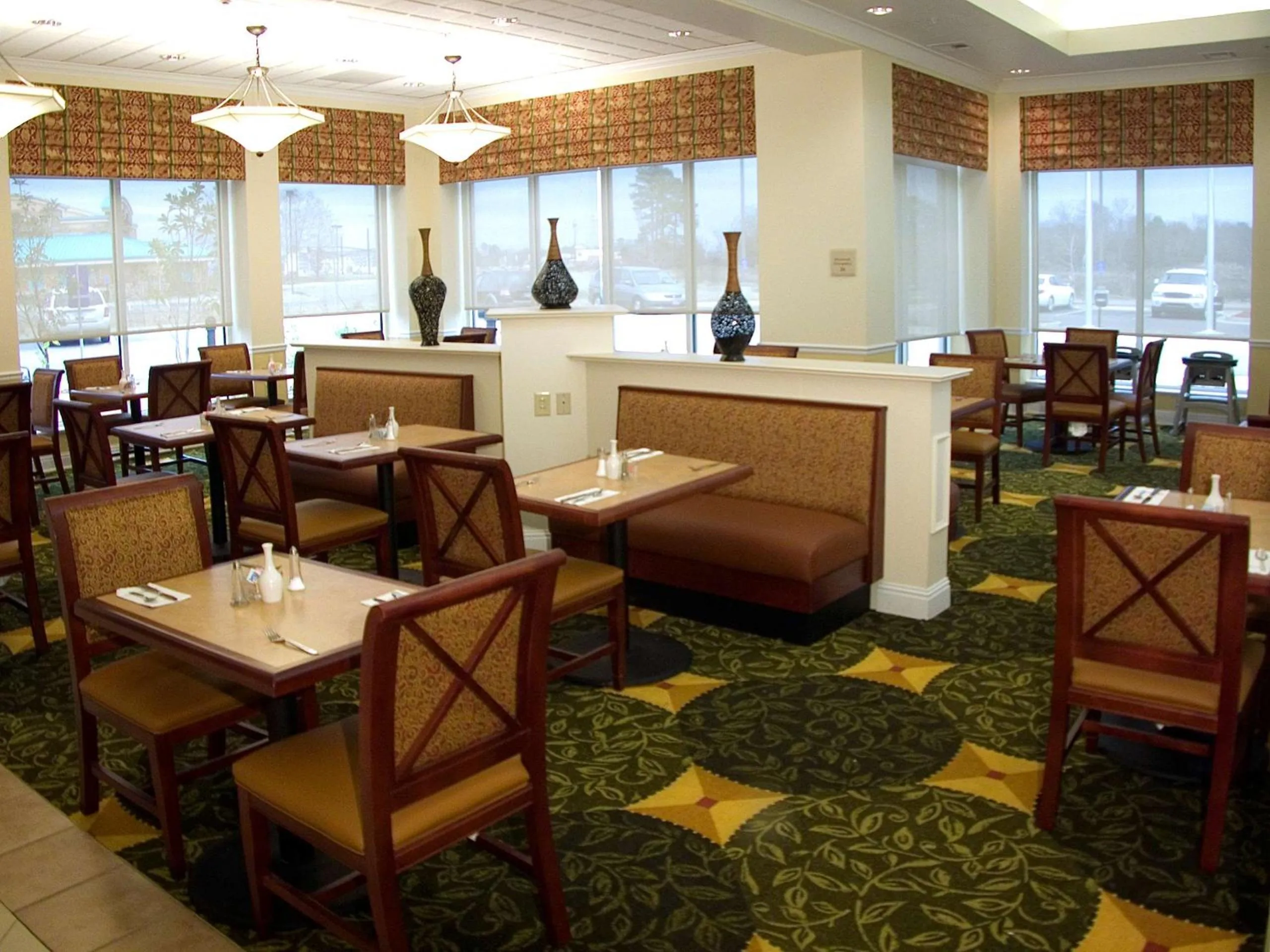 Restaurant/places to eat in Hilton Garden Inn Jackson/Pearl