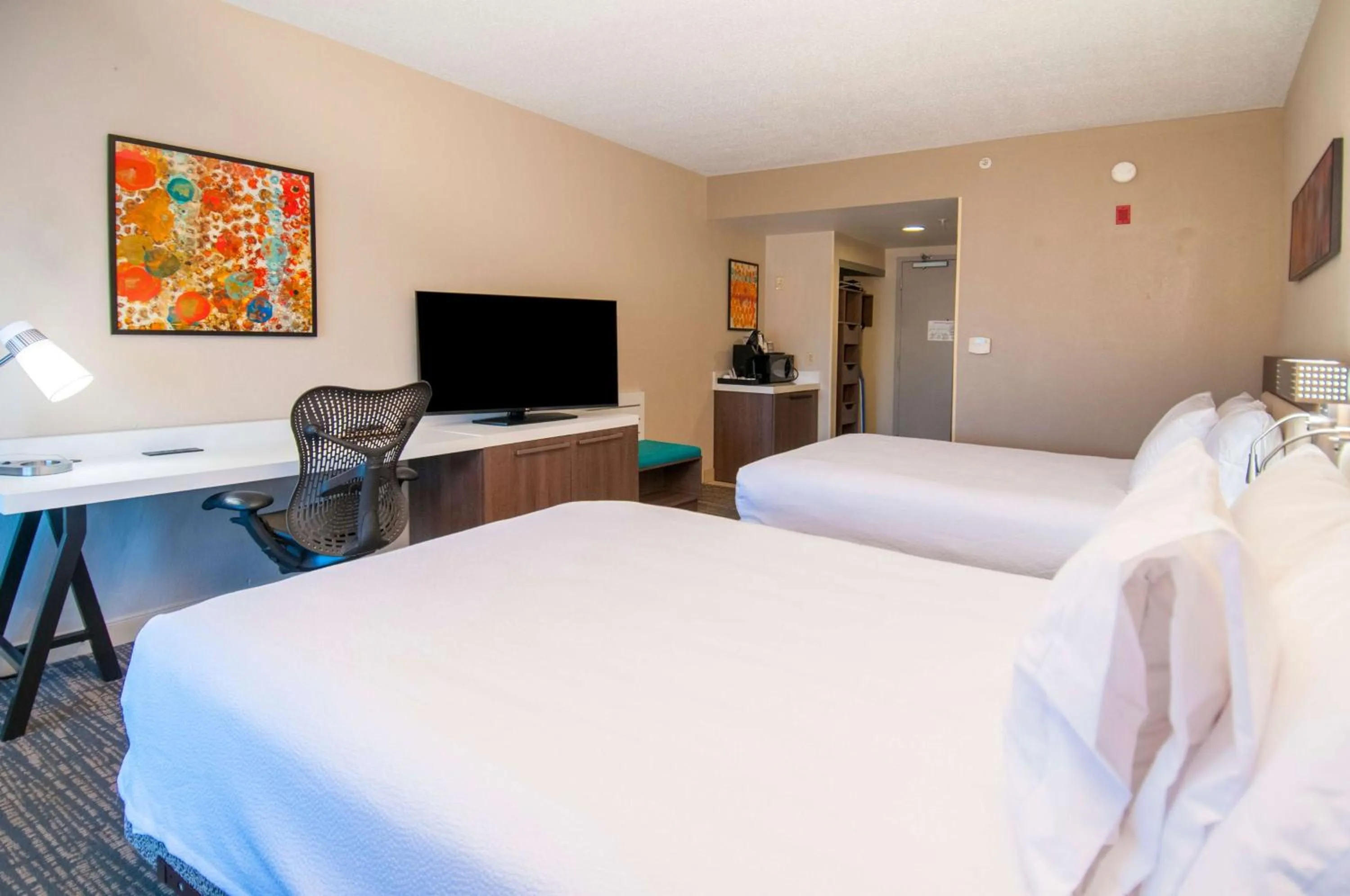 Bedroom, Bed in Hilton Garden Inn Jackson/Pearl