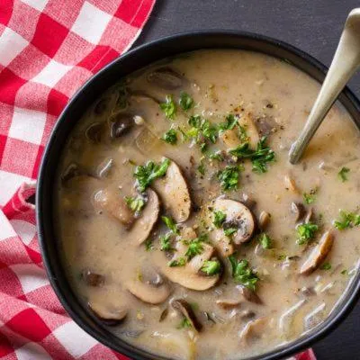 Food and drinks in Dhanunjayas Luxury Hotel