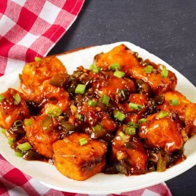 Food and drinks in Dhanunjayas Luxury Hotel