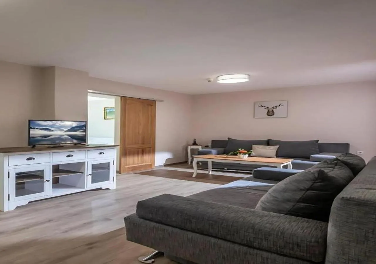 Living room in Alpenhotel Edelweiss