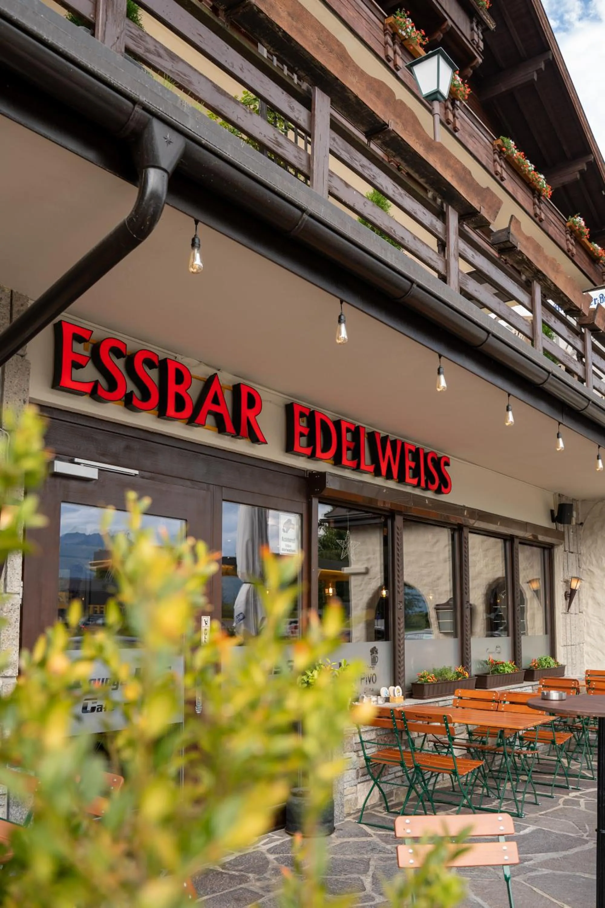 Restaurant/places to eat in Alpenhotel Edelweiss