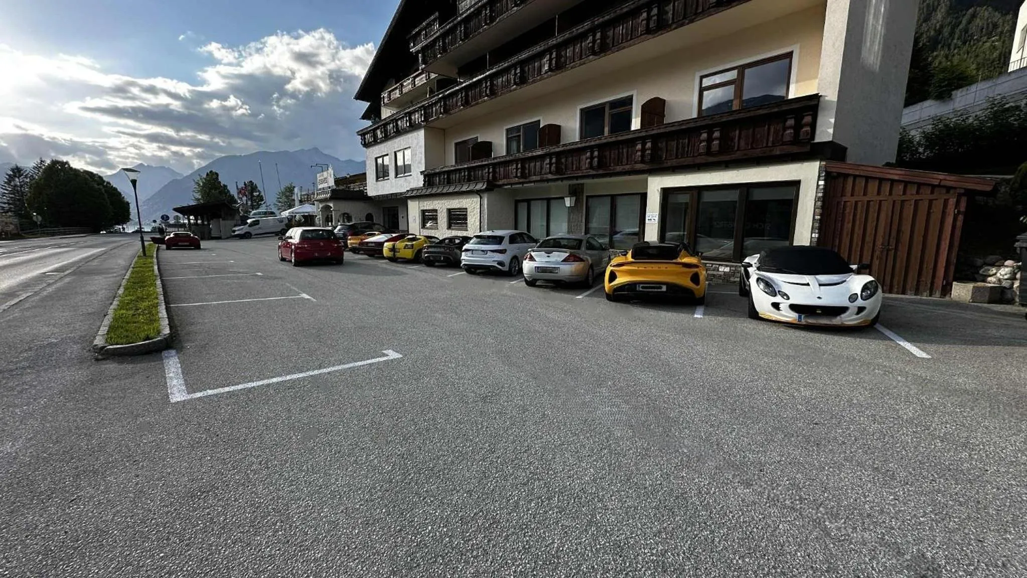 Parking in Alpenhotel Edelweiss