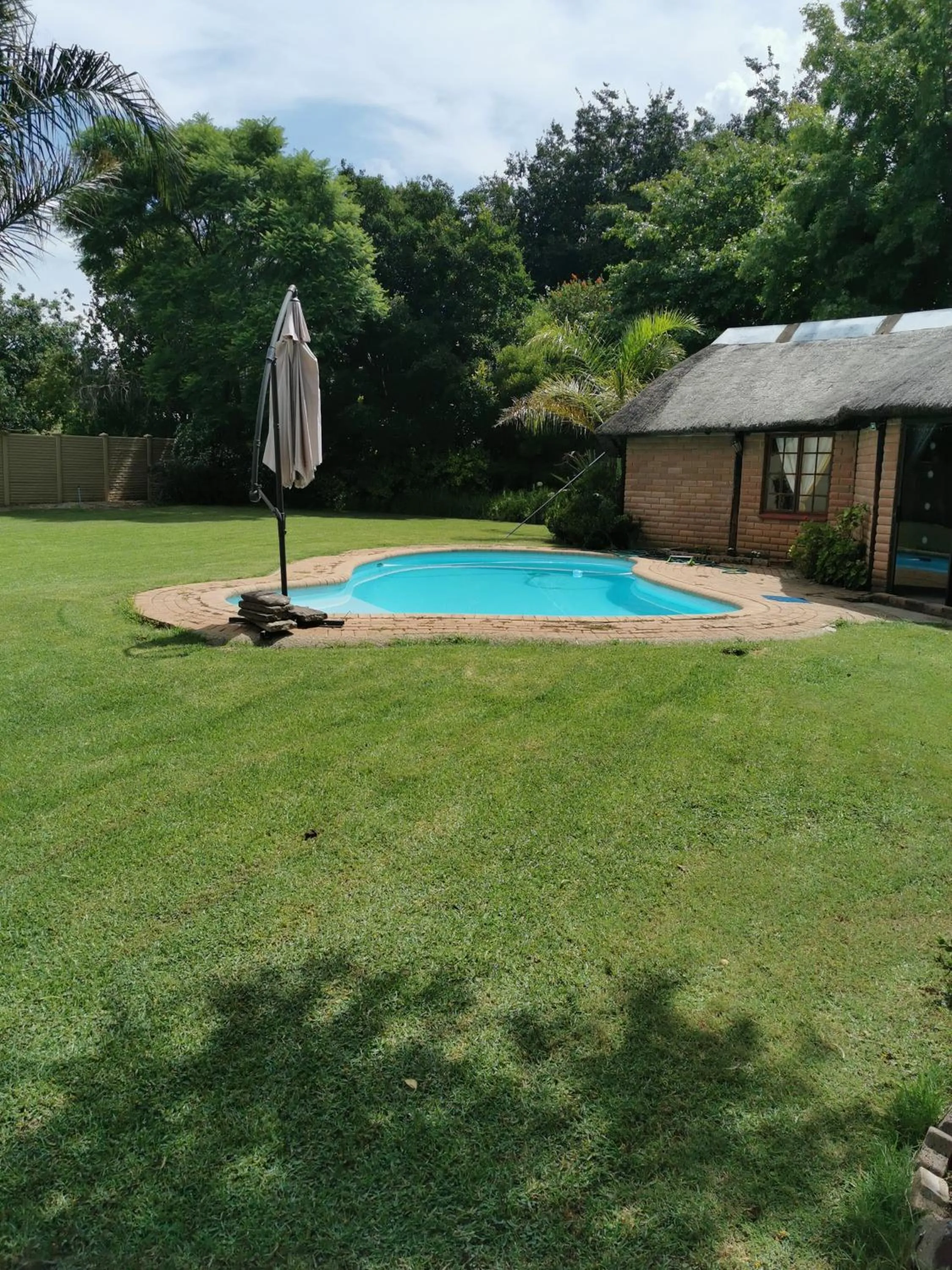 Gluckman Drive Guesthouse