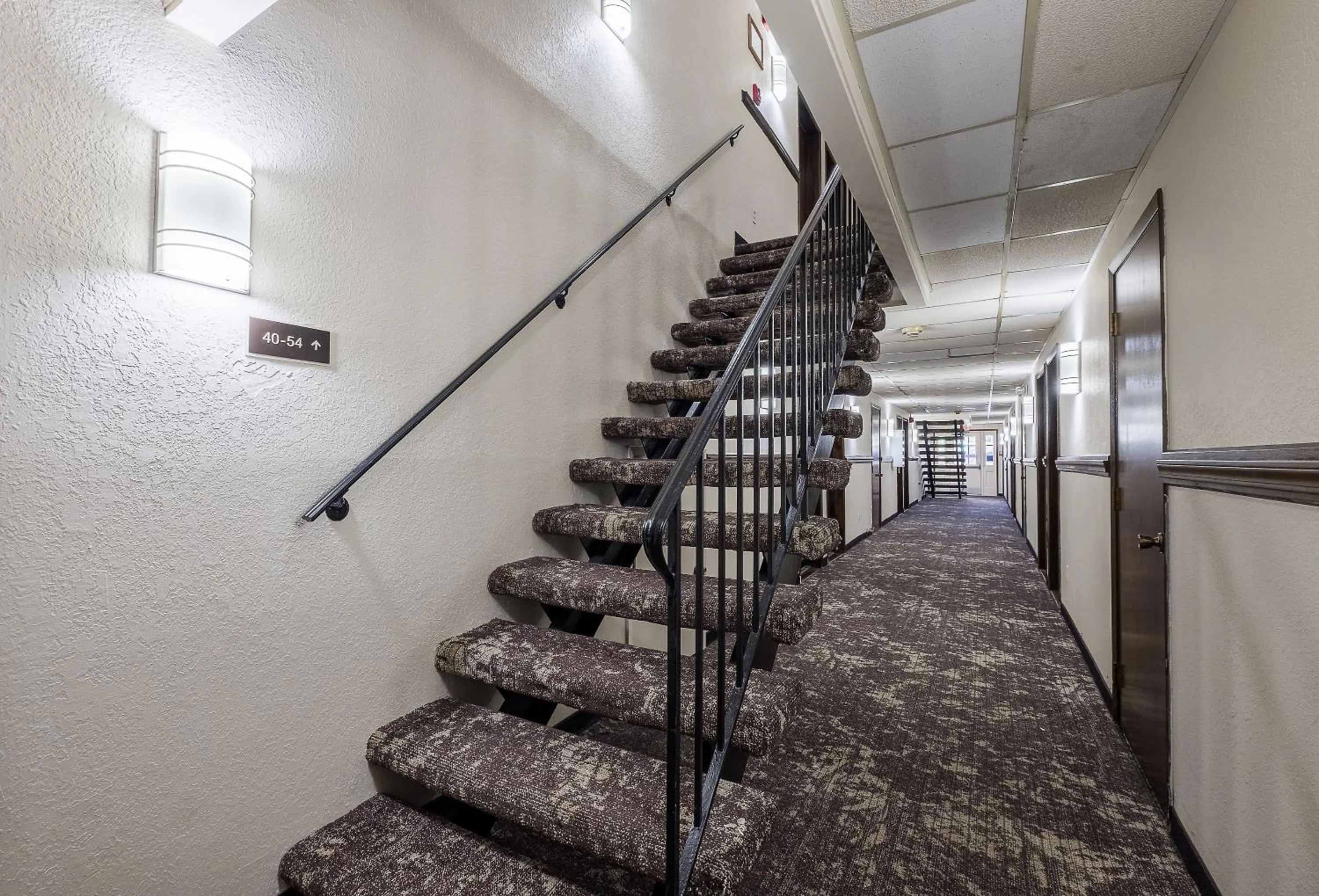 Decorative detail in Red Roof Inn Dayton Huber Heights