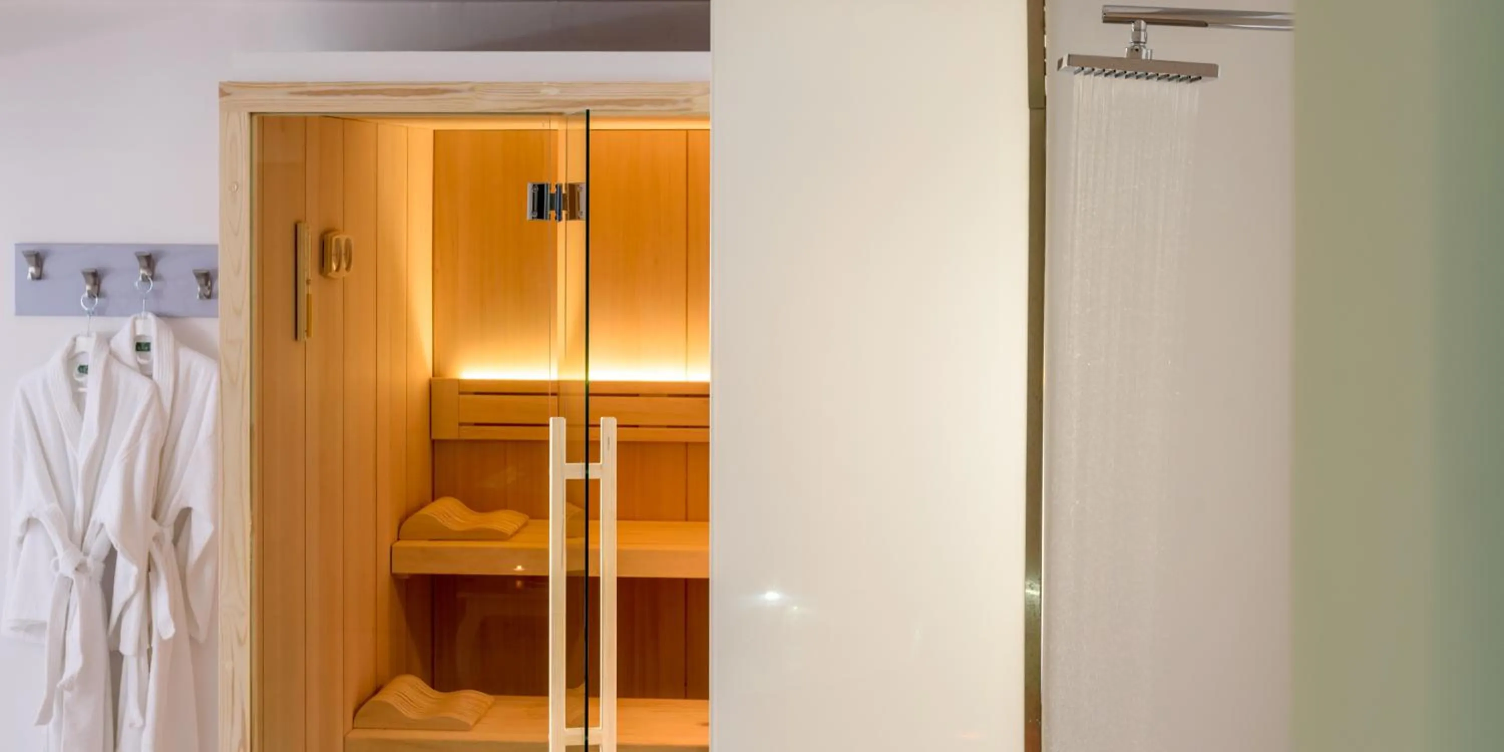 Sauna in Antoperla Luxury Hotel & Spa