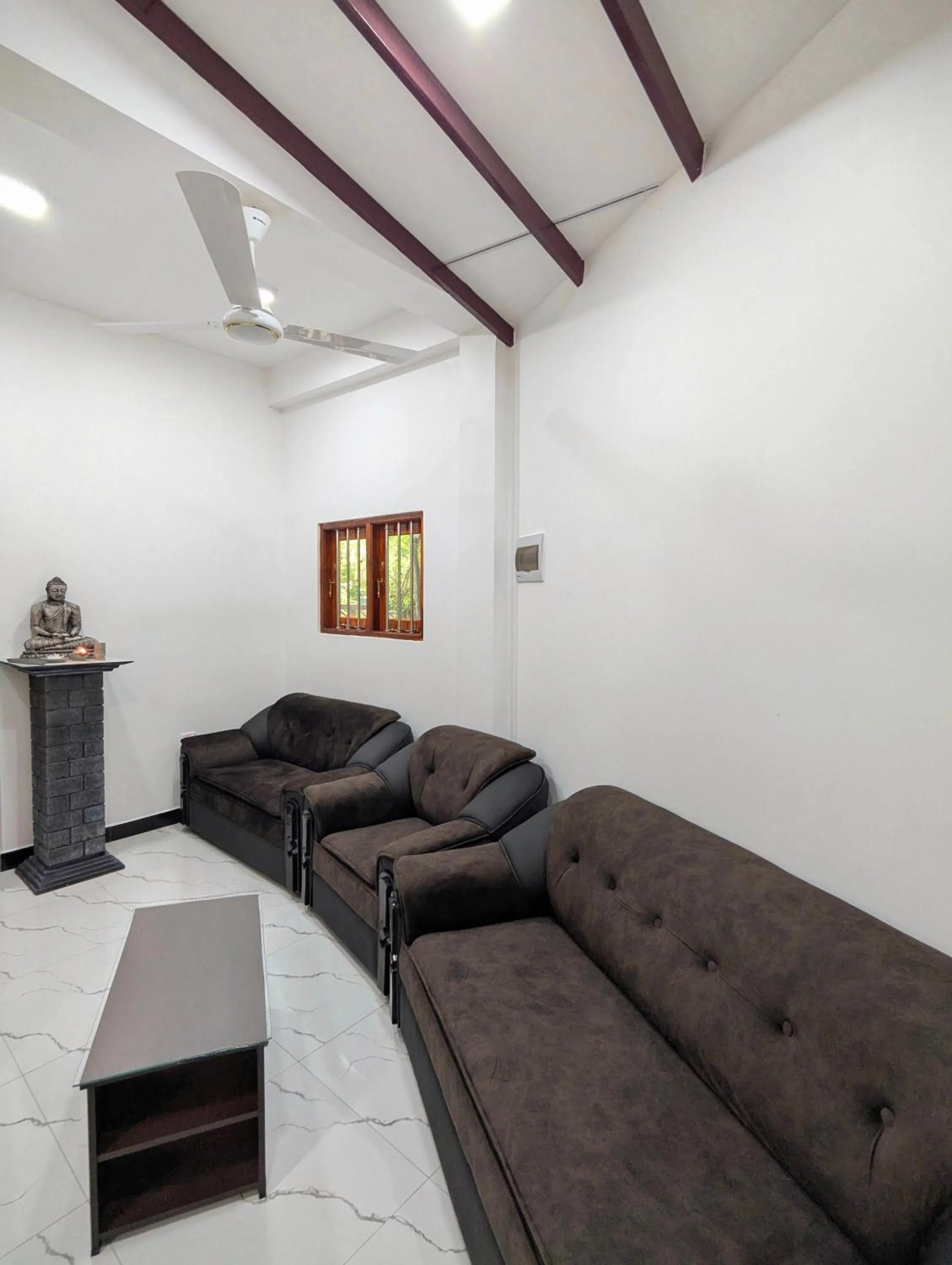 Living room in Nehansa Resort and safari