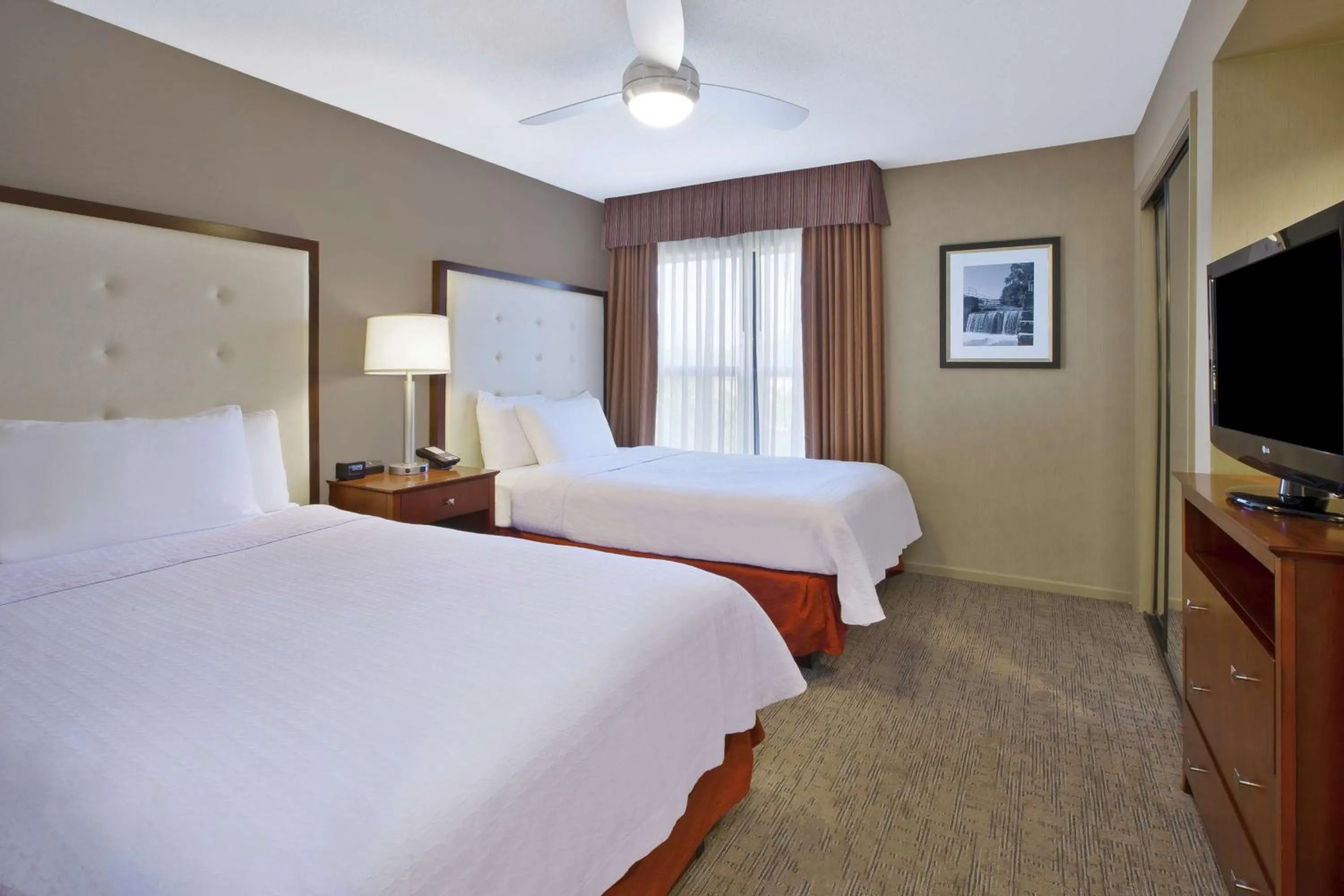 Bedroom in Homewood Suites Dayton-Fairborn