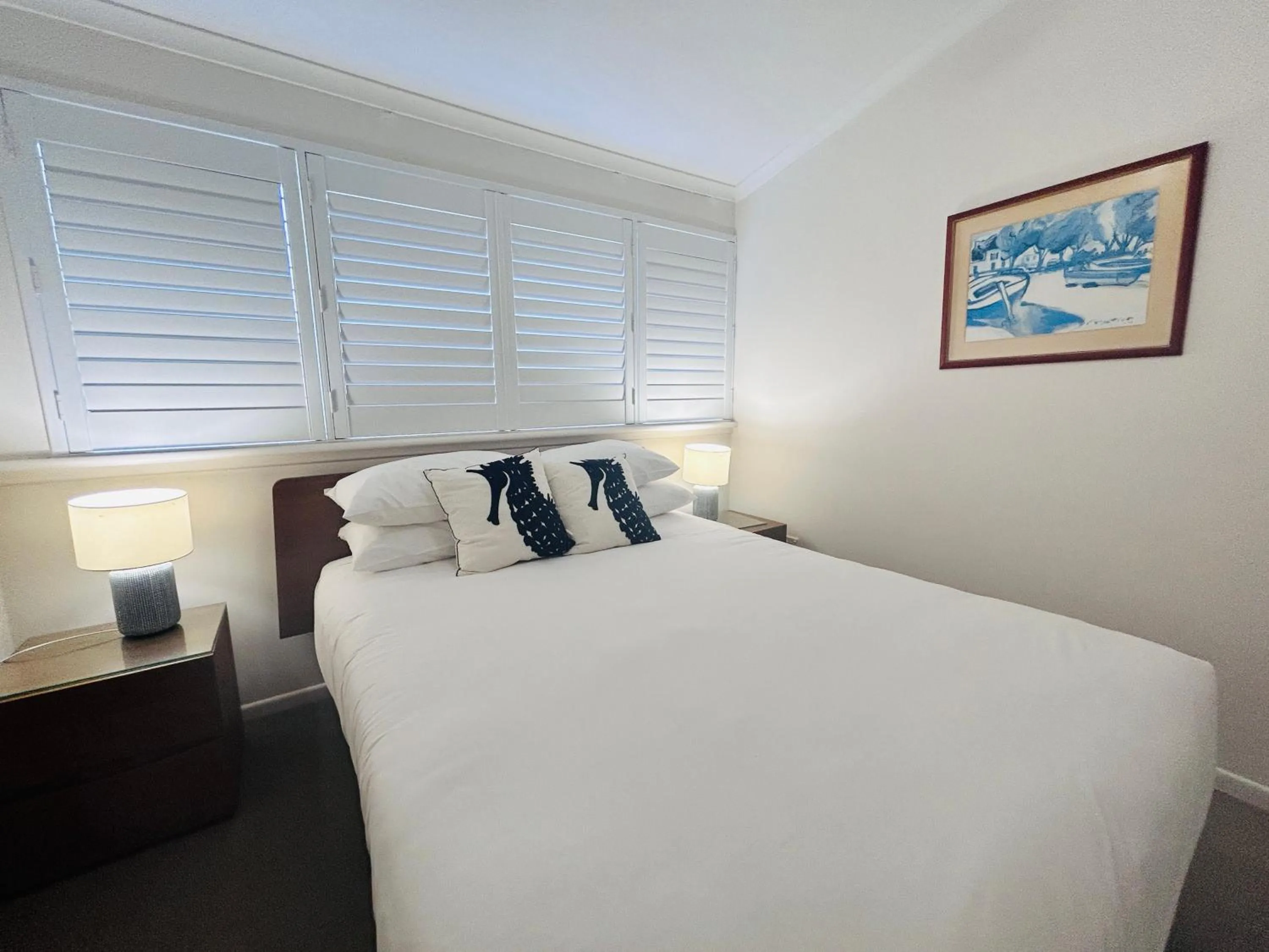 Photo of the whole room, Bed in Whalewatch Ocean Beach Resort