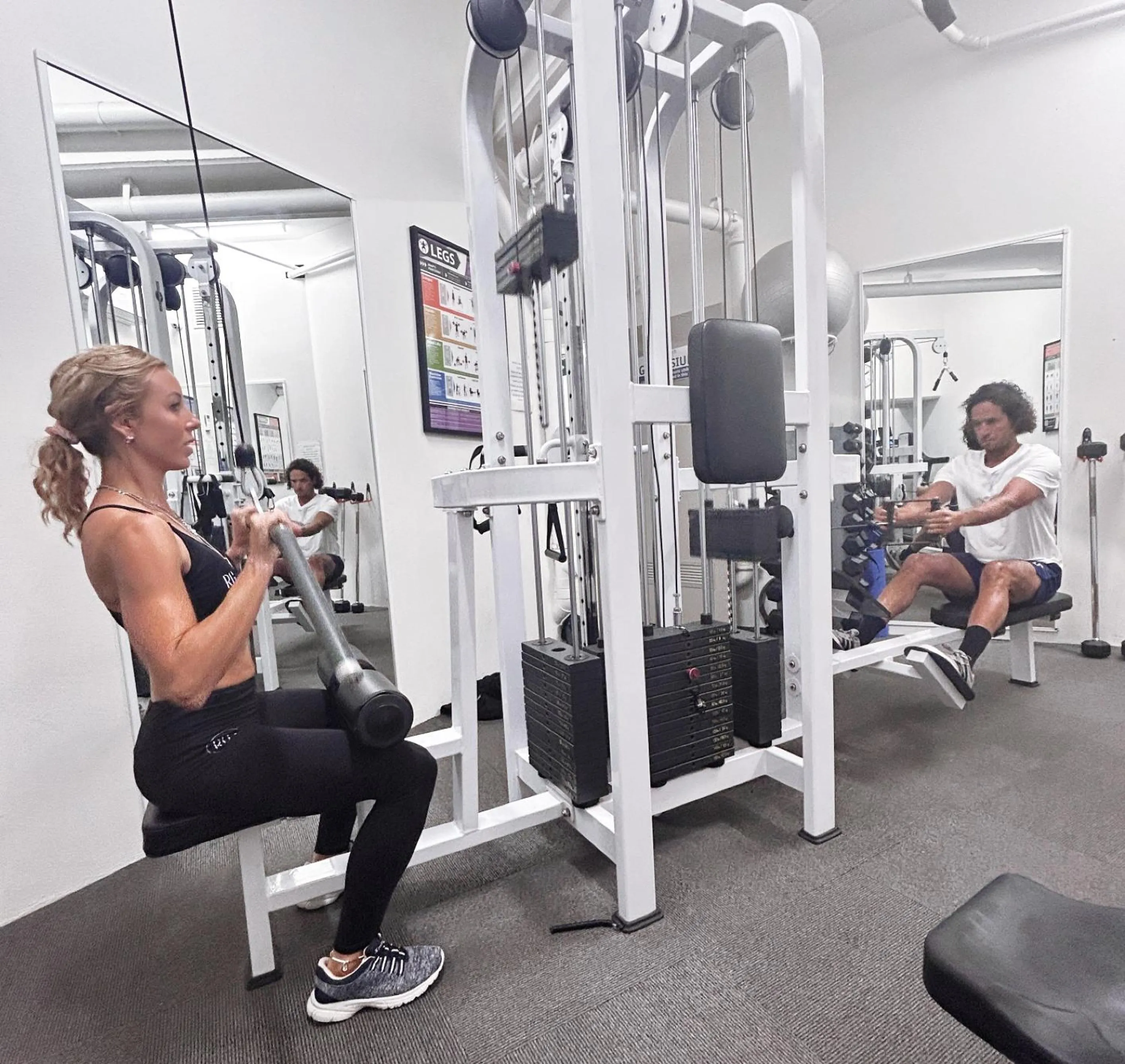 People in Whalewatch Ocean Beach Resort