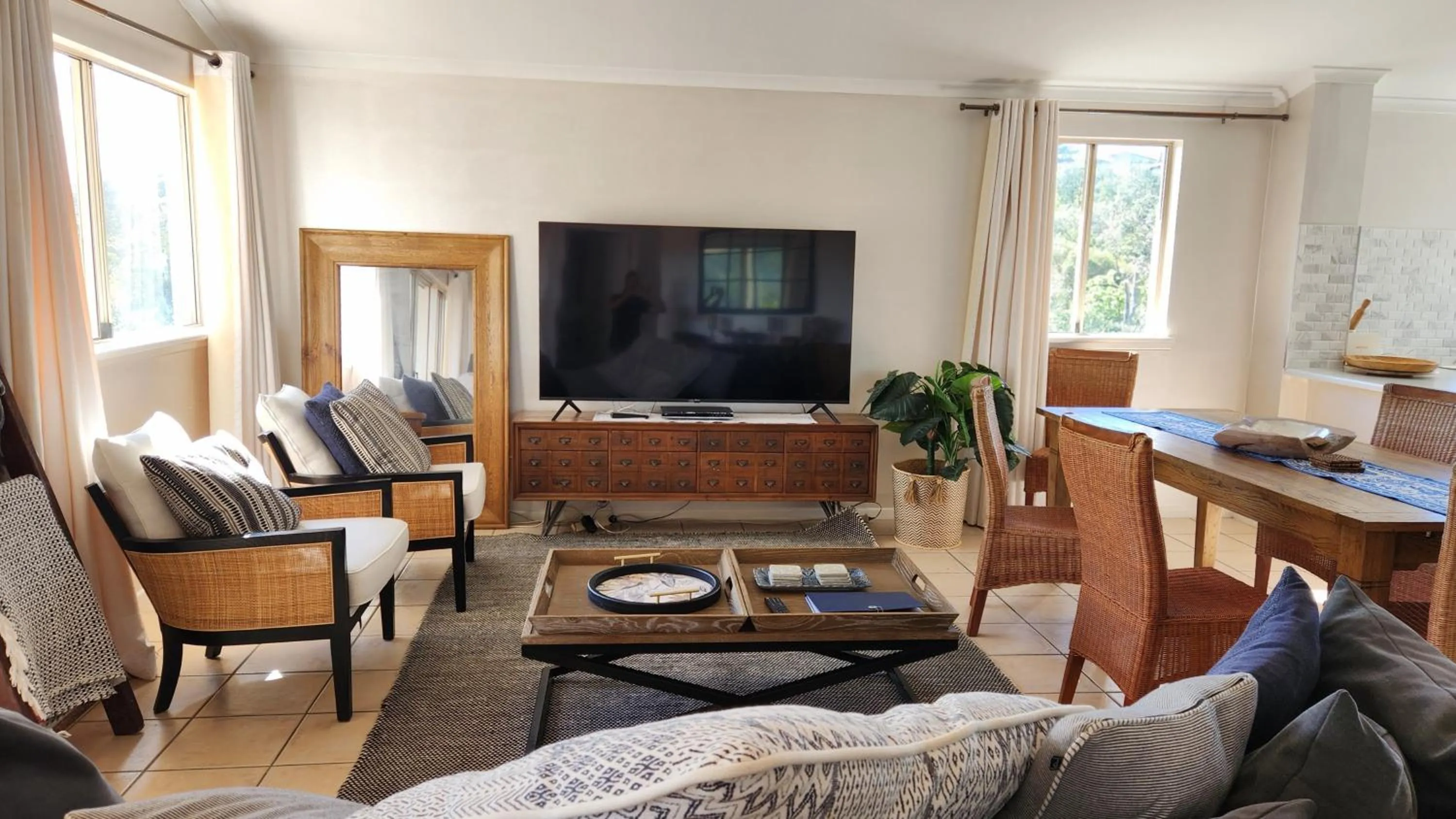 Whalewatch Ocean Beach Resort