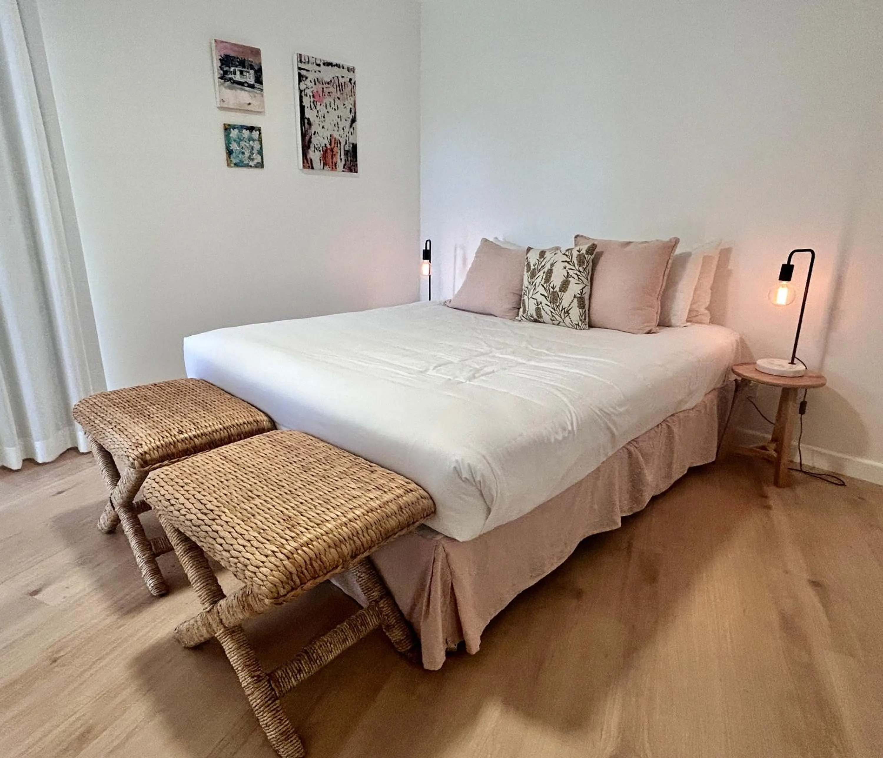 Photo of the whole room, Bed in Whalewatch Ocean Beach Resort