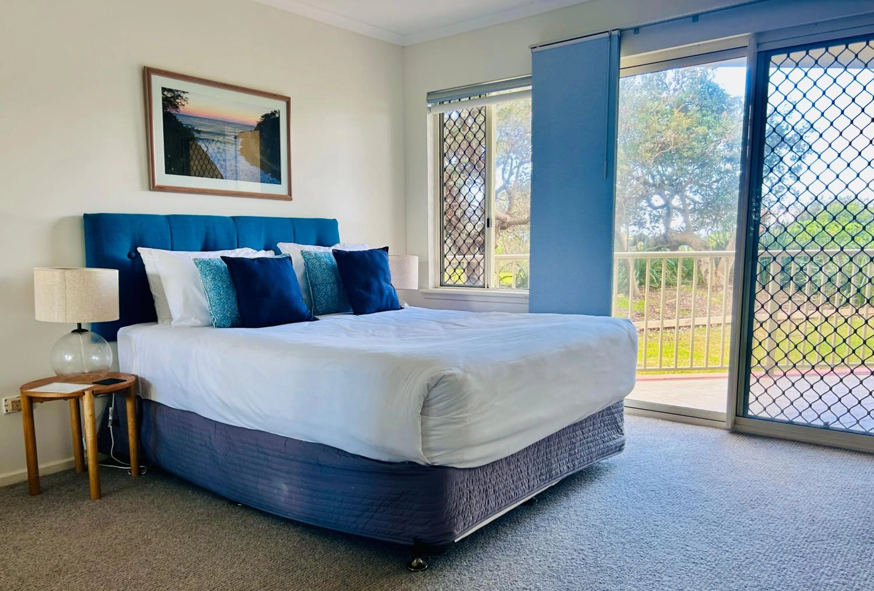 Photo of the whole room, Bed in Whalewatch Ocean Beach Resort