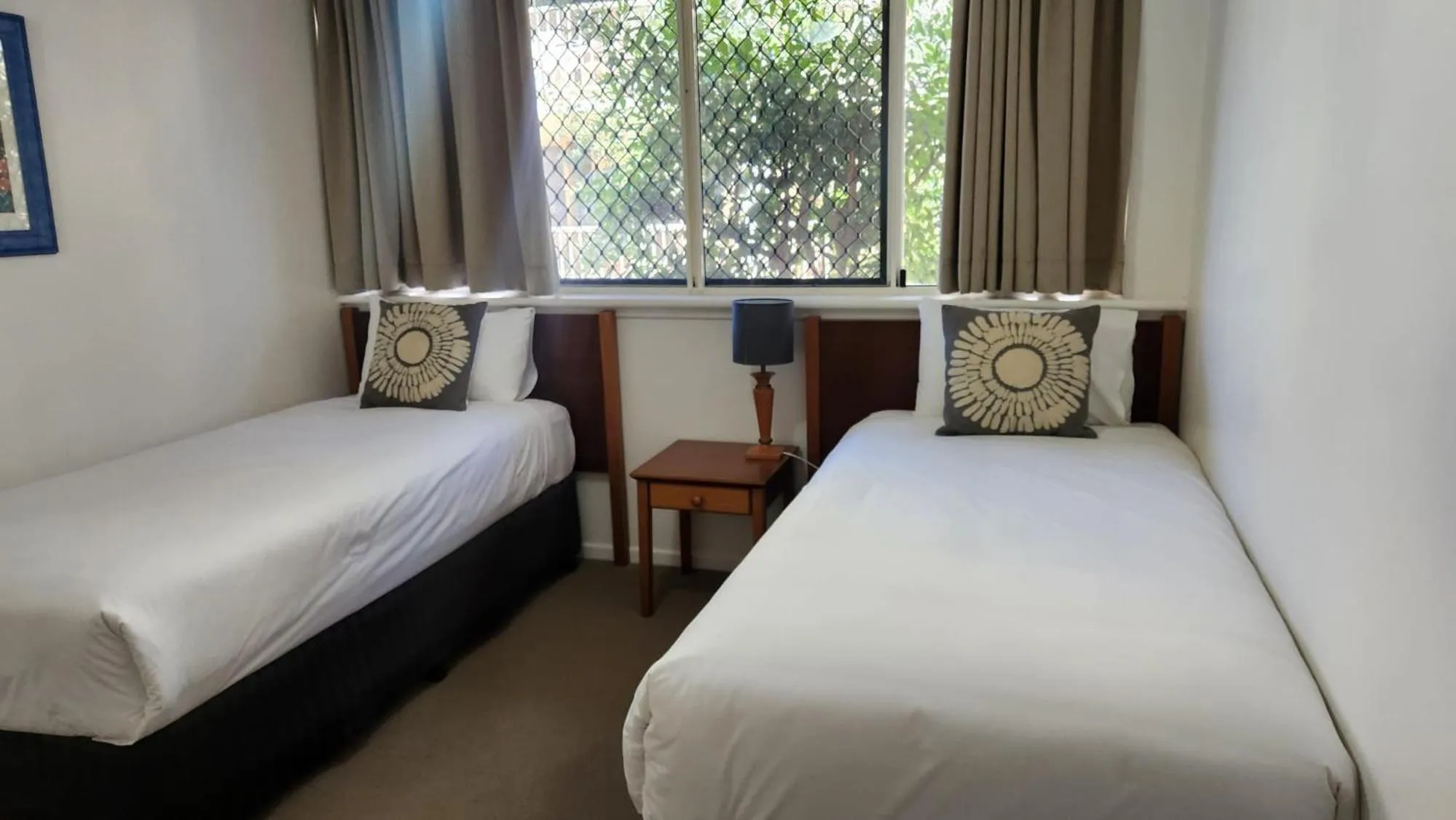 Bed in Whalewatch Ocean Beach Resort