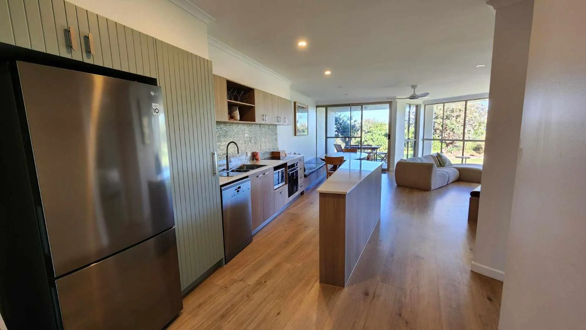 Kitchen or kitchenette in Whalewatch Ocean Beach Resort