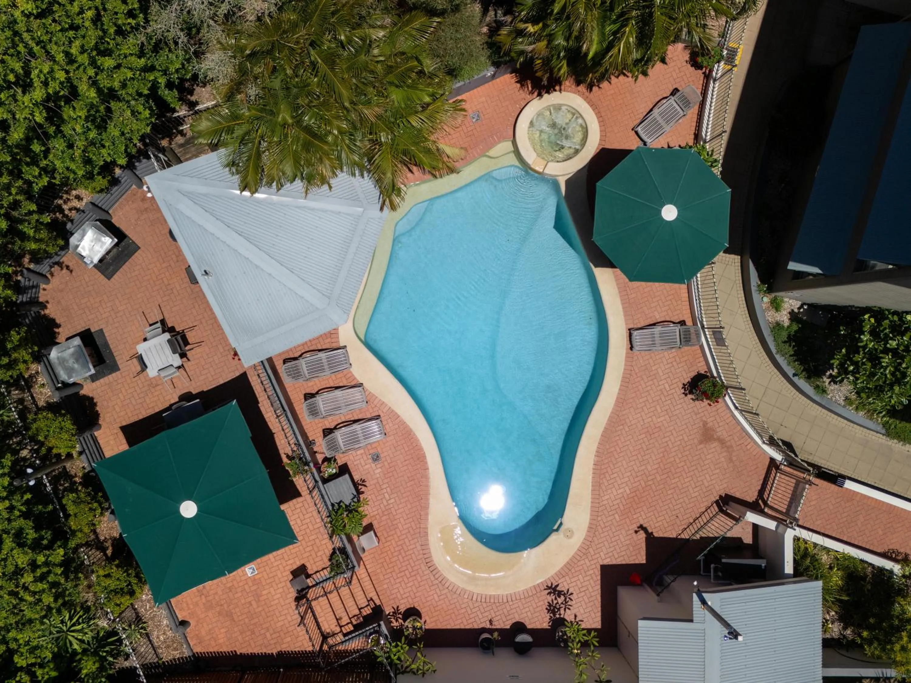 Whalewatch Ocean Beach Resort