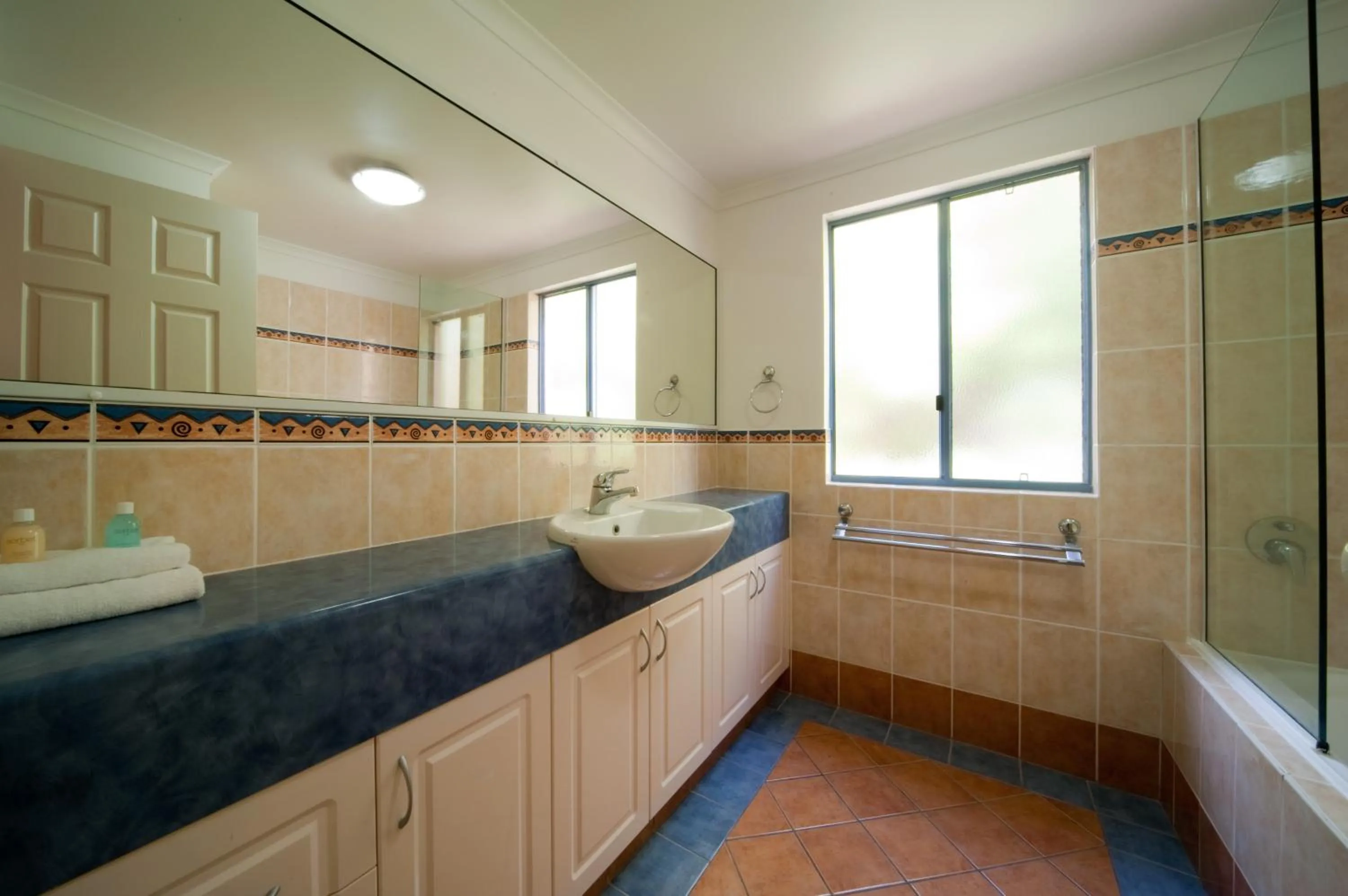 Bathroom in Sea Star Apartments