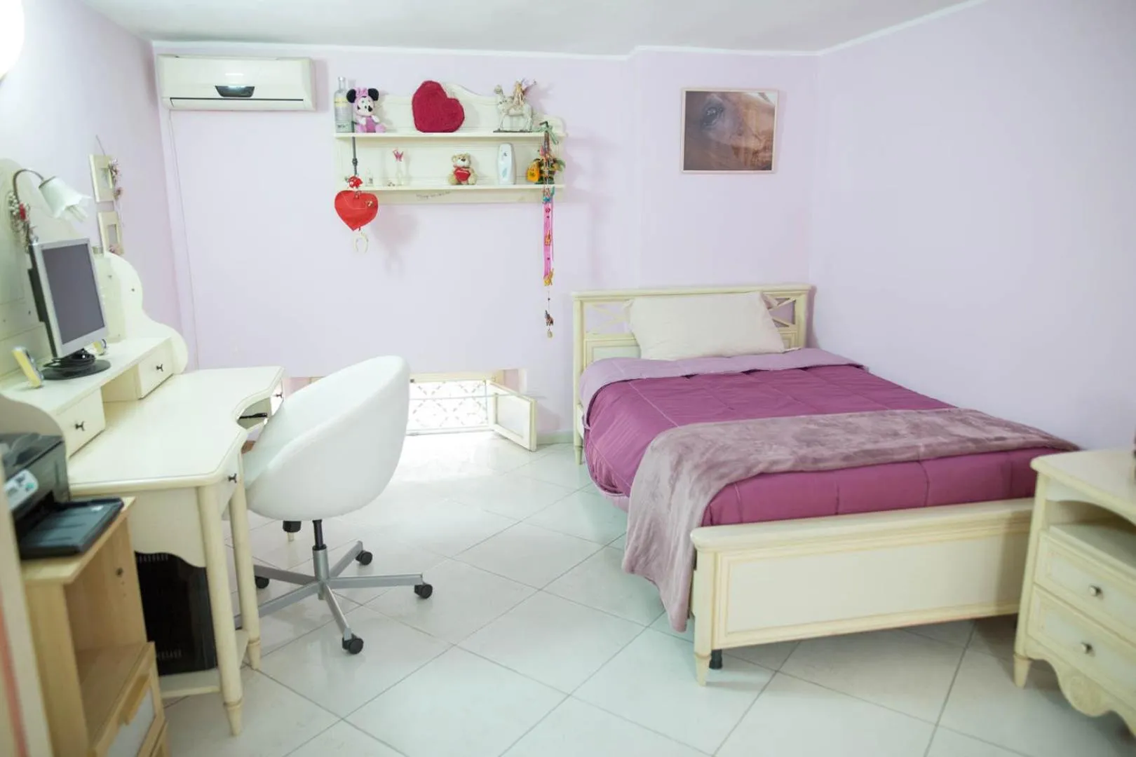 Bed in Suite Orchidea by Dimorra