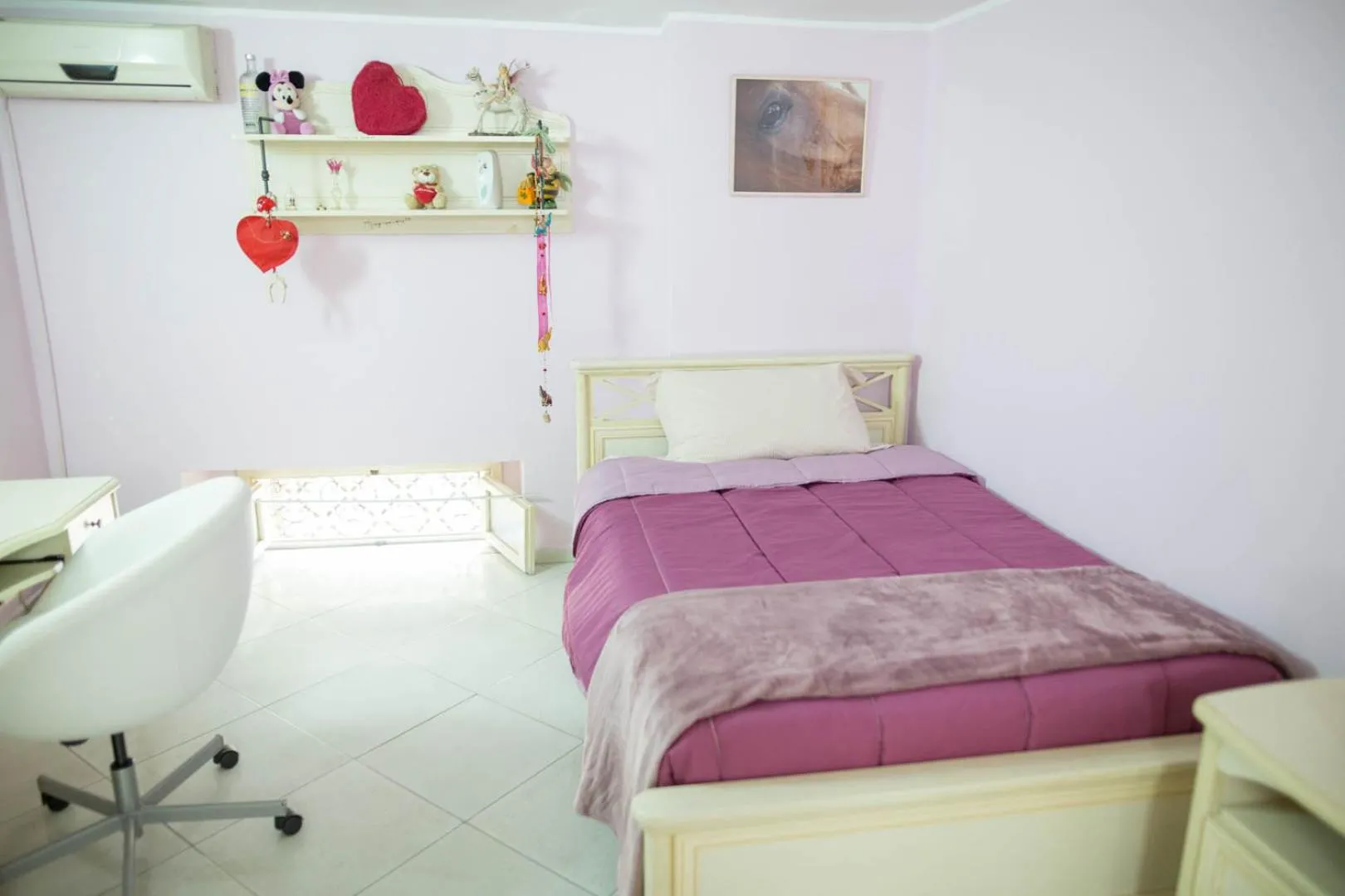 Bed in Suite Orchidea by Dimorra