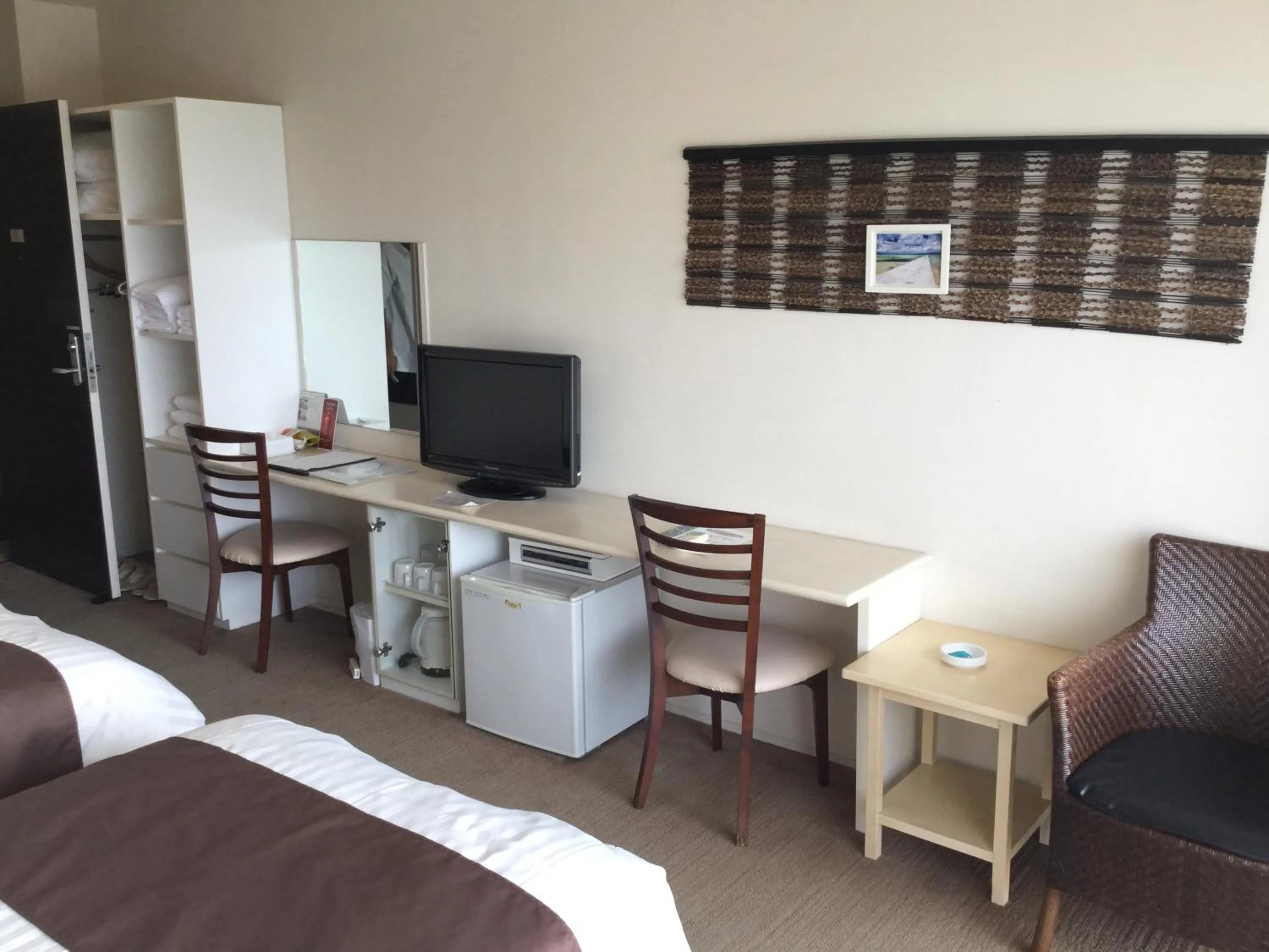 TV and multimedia, Bed in Hotel Gran View Garden Okinawa