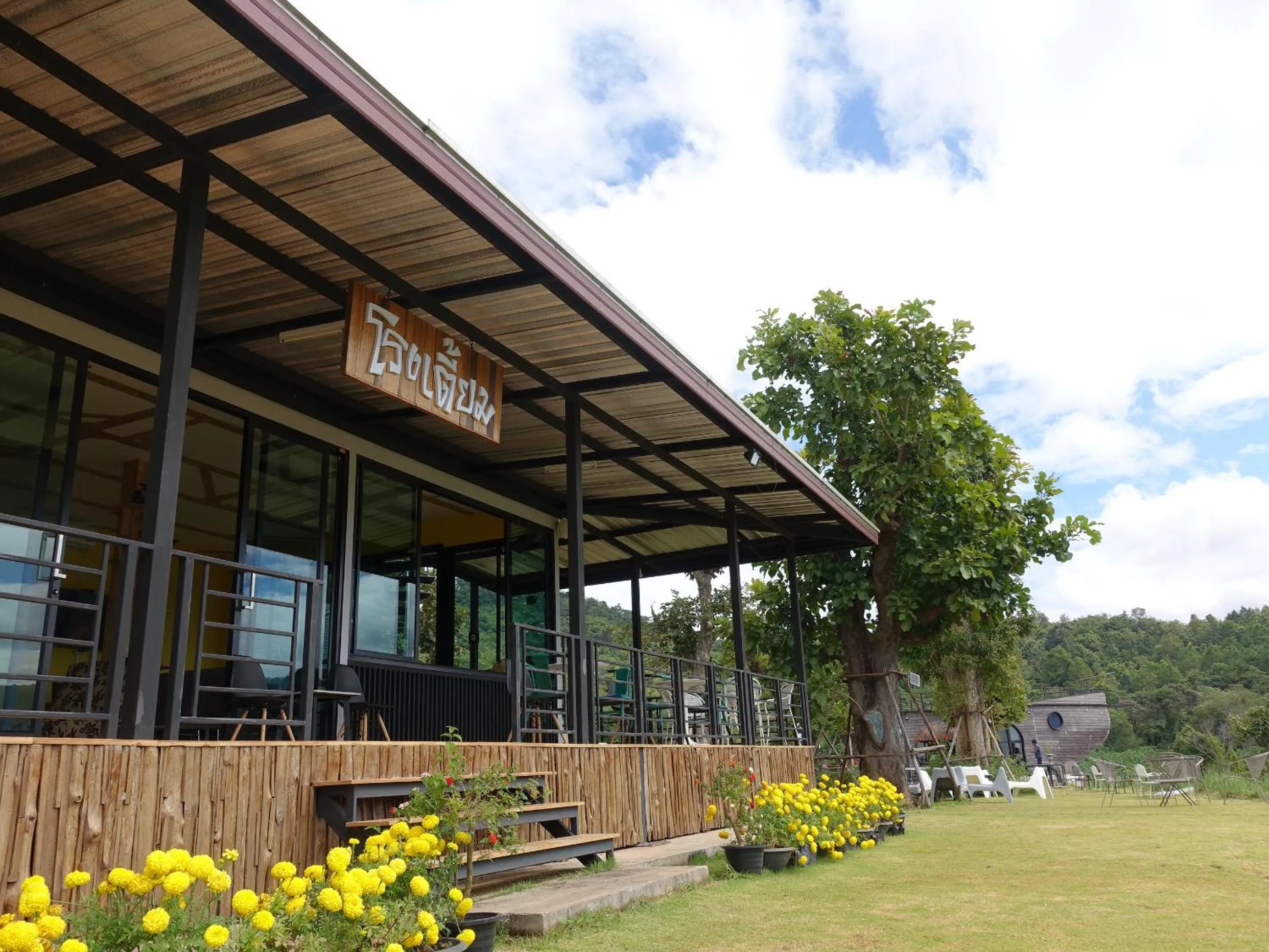 Neighbourhood in Phu Sumphao Valley ภูสำเภา วัลเลย์ รีสอร์ต