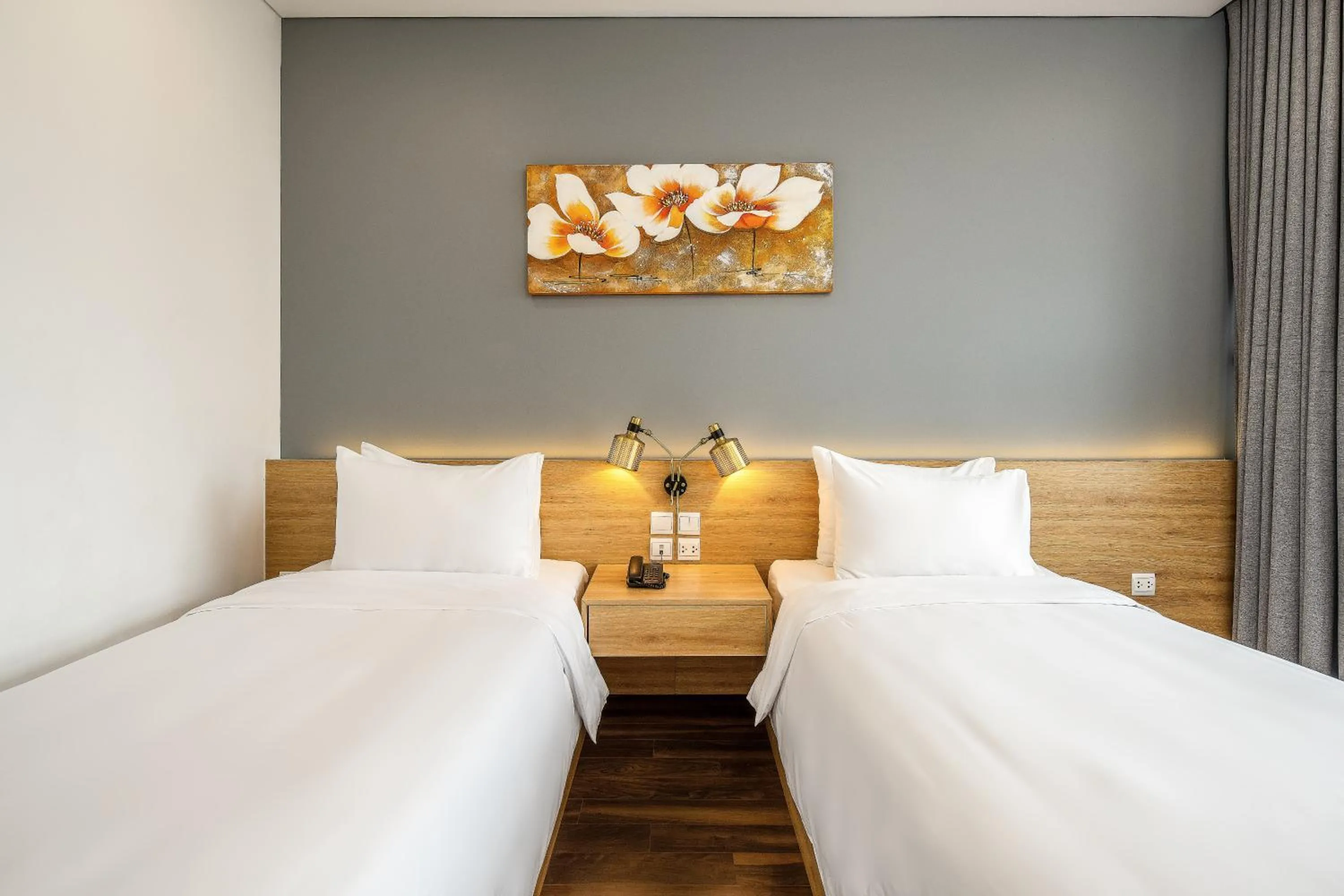 Bed in Magnolia Hotel