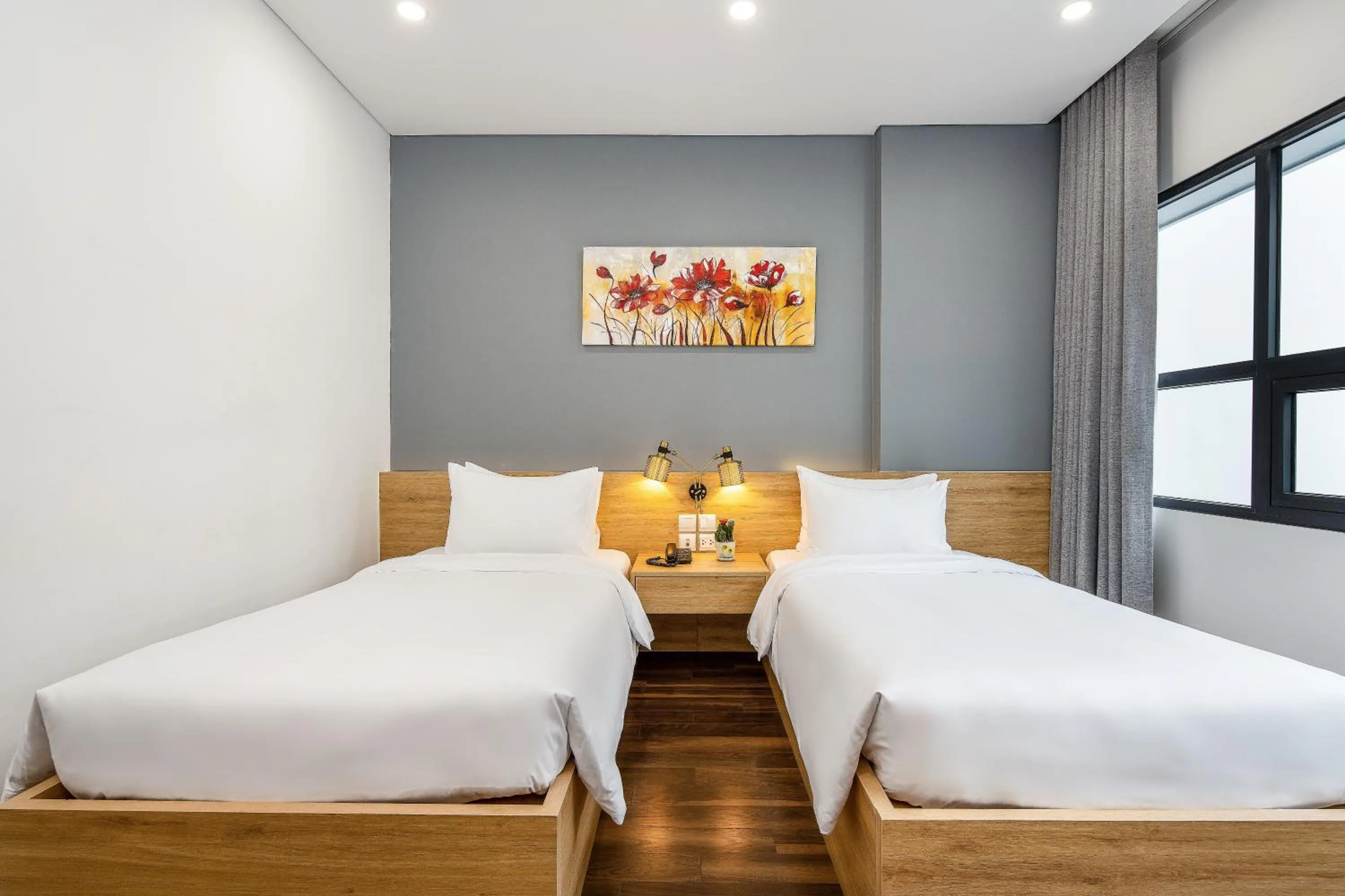 Bed in Magnolia Hotel