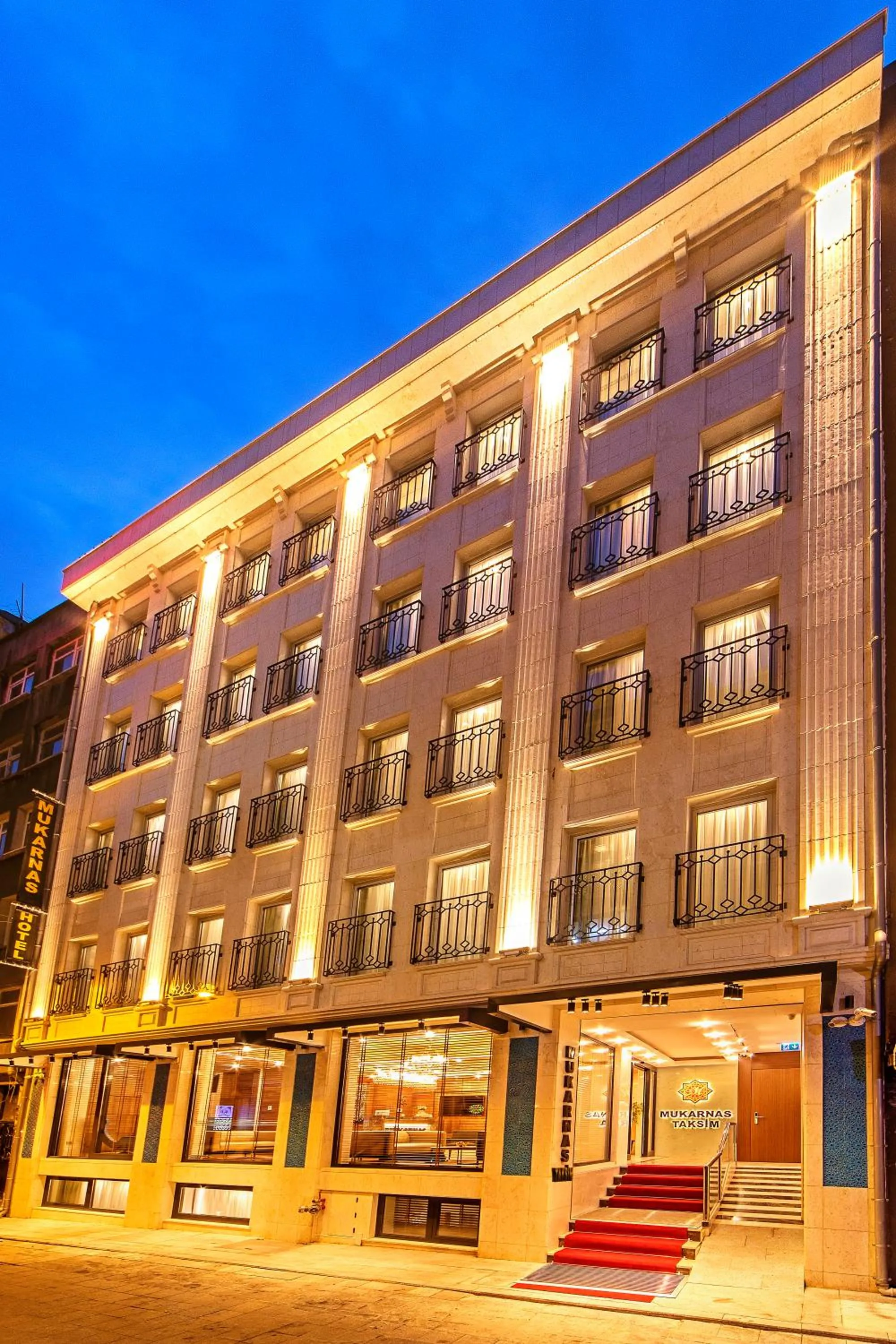 Property building in Mukarnas Taksim Hotel